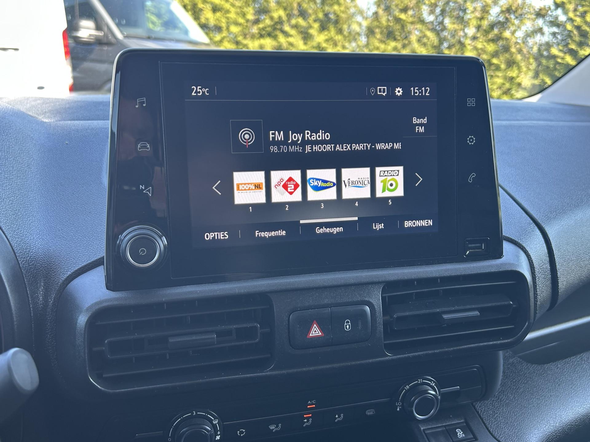 Foto 14 van Opel 1.6D Edition / L2H1 / 1e EIG. / AIRCO / CRUISE / NAVI / BLUETOOTH / SORTIMO INRICHTING