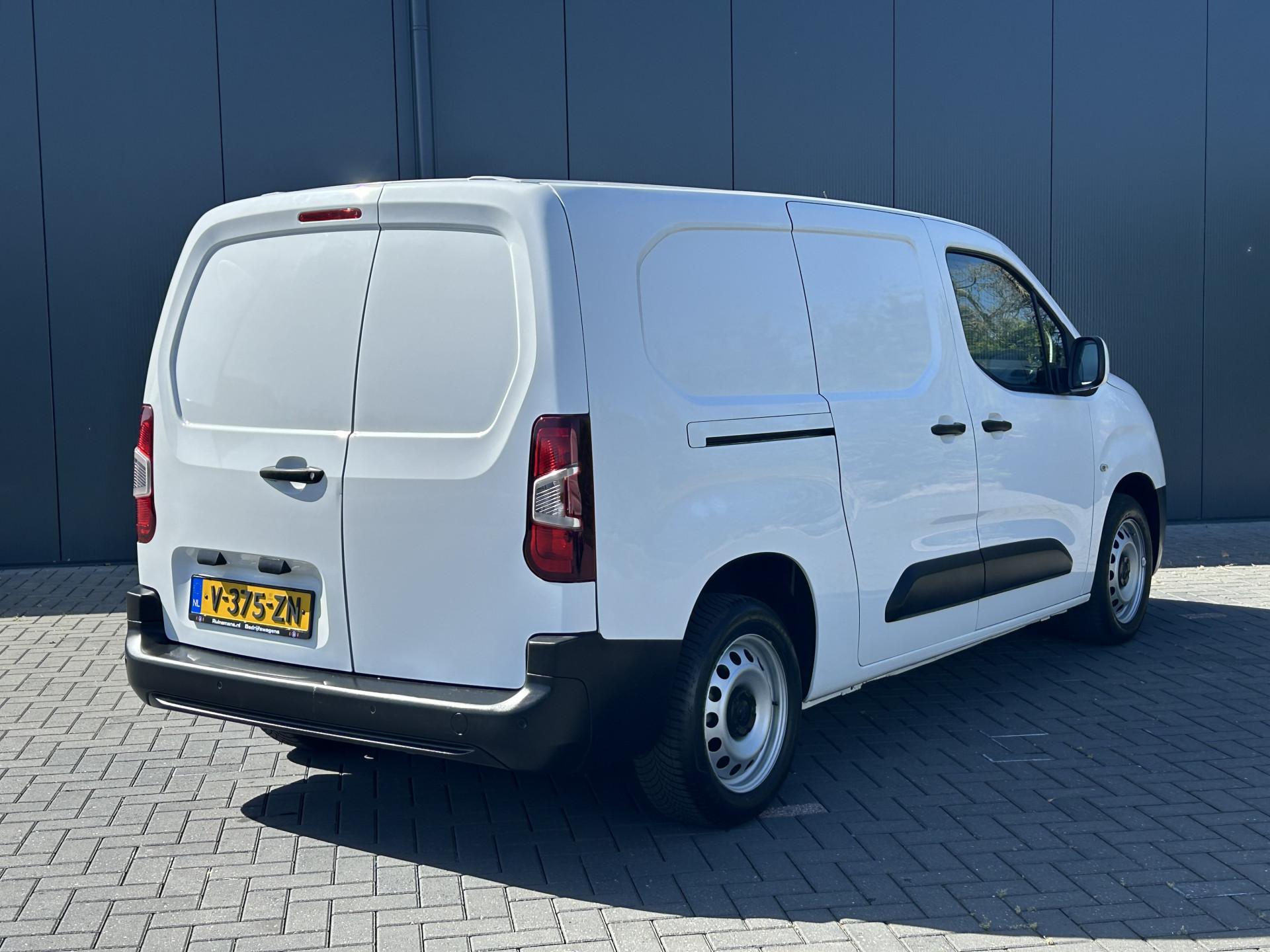 Foto 2 van Opel 1.6D Edition / L2H1 / 1e EIG. / AIRCO / CRUISE / NAVI / BLUETOOTH / SORTIMO INRICHTING