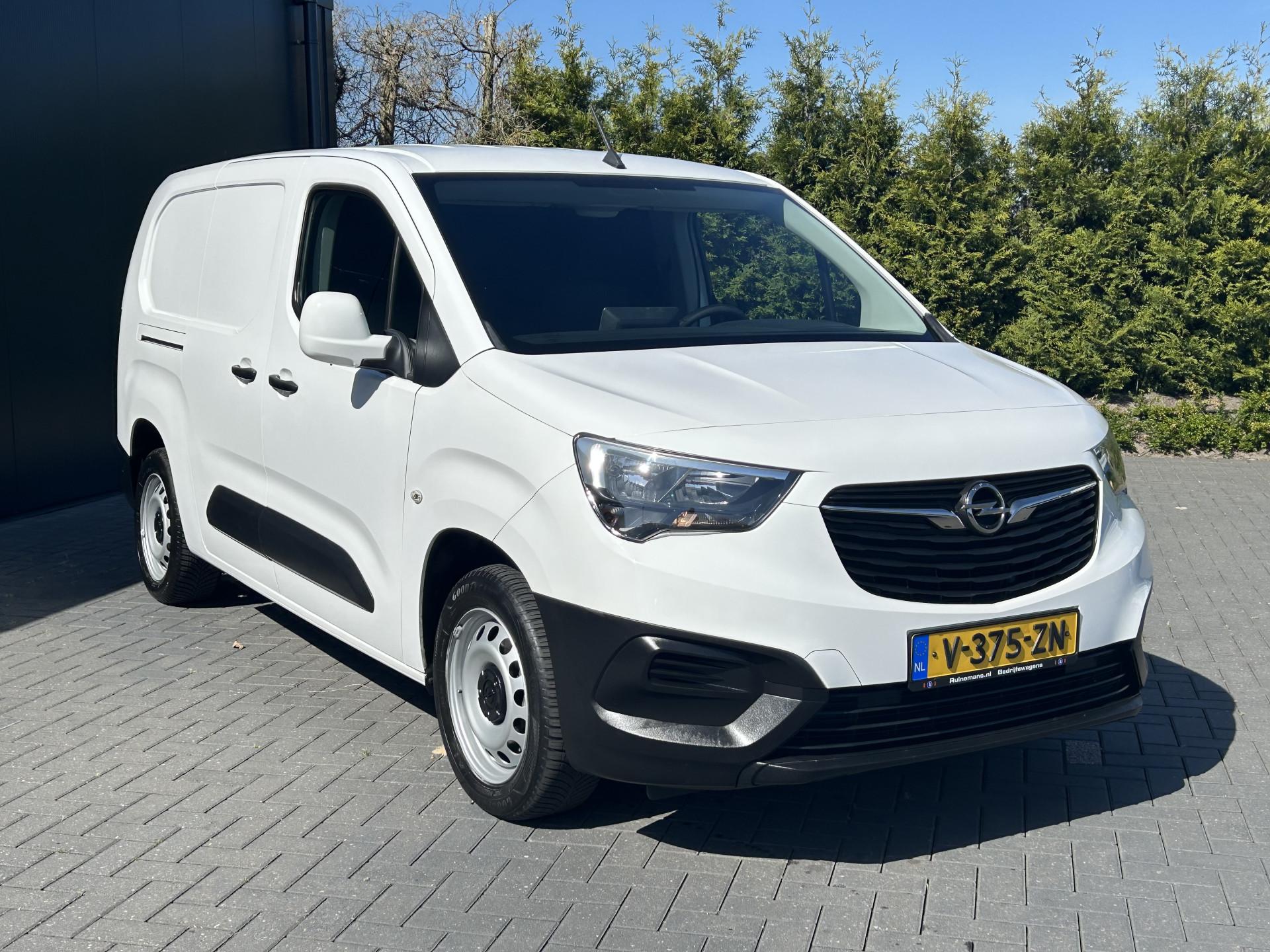 Foto 3 van Opel 1.6D Edition / L2H1 / 1e EIG. / AIRCO / CRUISE / NAVI / BLUETOOTH / SORTIMO INRICHTING