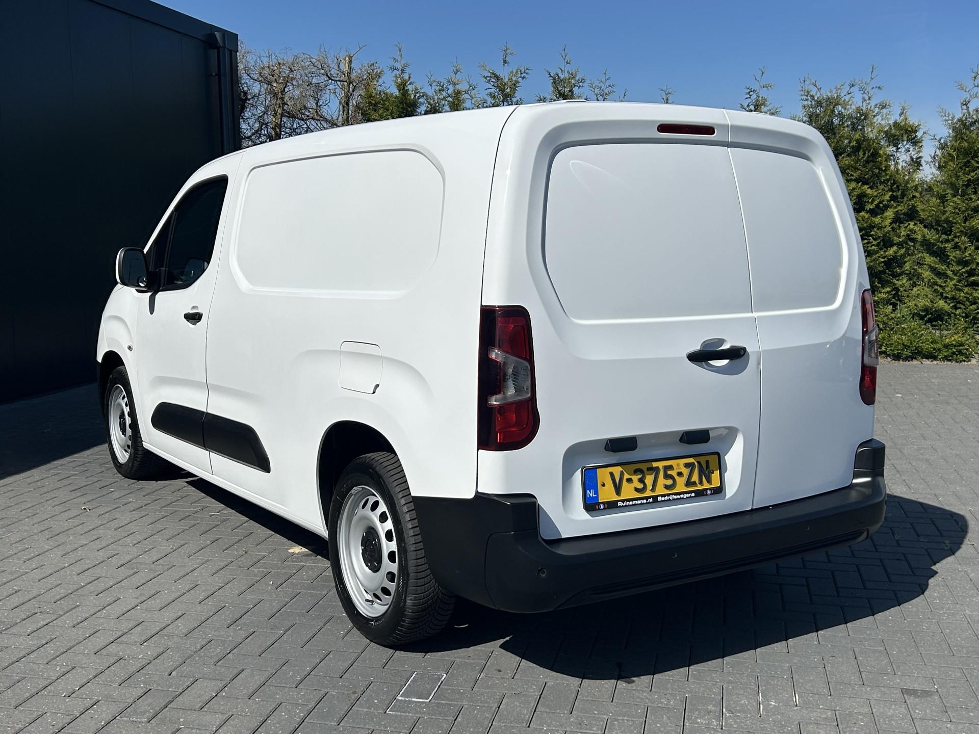 Foto 4 van Opel 1.6D Edition / L2H1 / 1e EIG. / AIRCO / CRUISE / NAVI / BLUETOOTH / SORTIMO INRICHTING