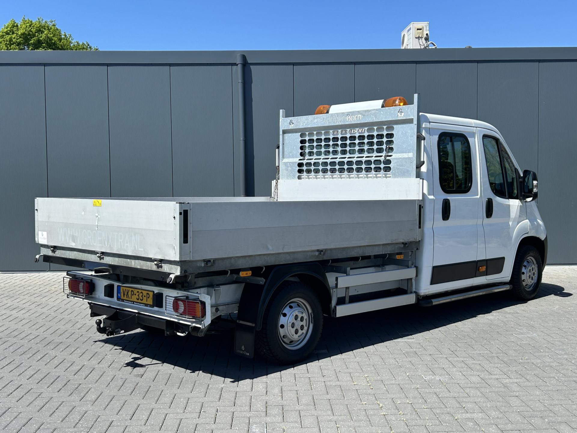 Foto 2 van Citroën 2.2 BlueHDi 141 PK EURO 6 / L4 MAXI / KIPPER / 7 PERS / DUBBELE CABINE / PICK UP / 2.5 TONS TREKHAAK / LED