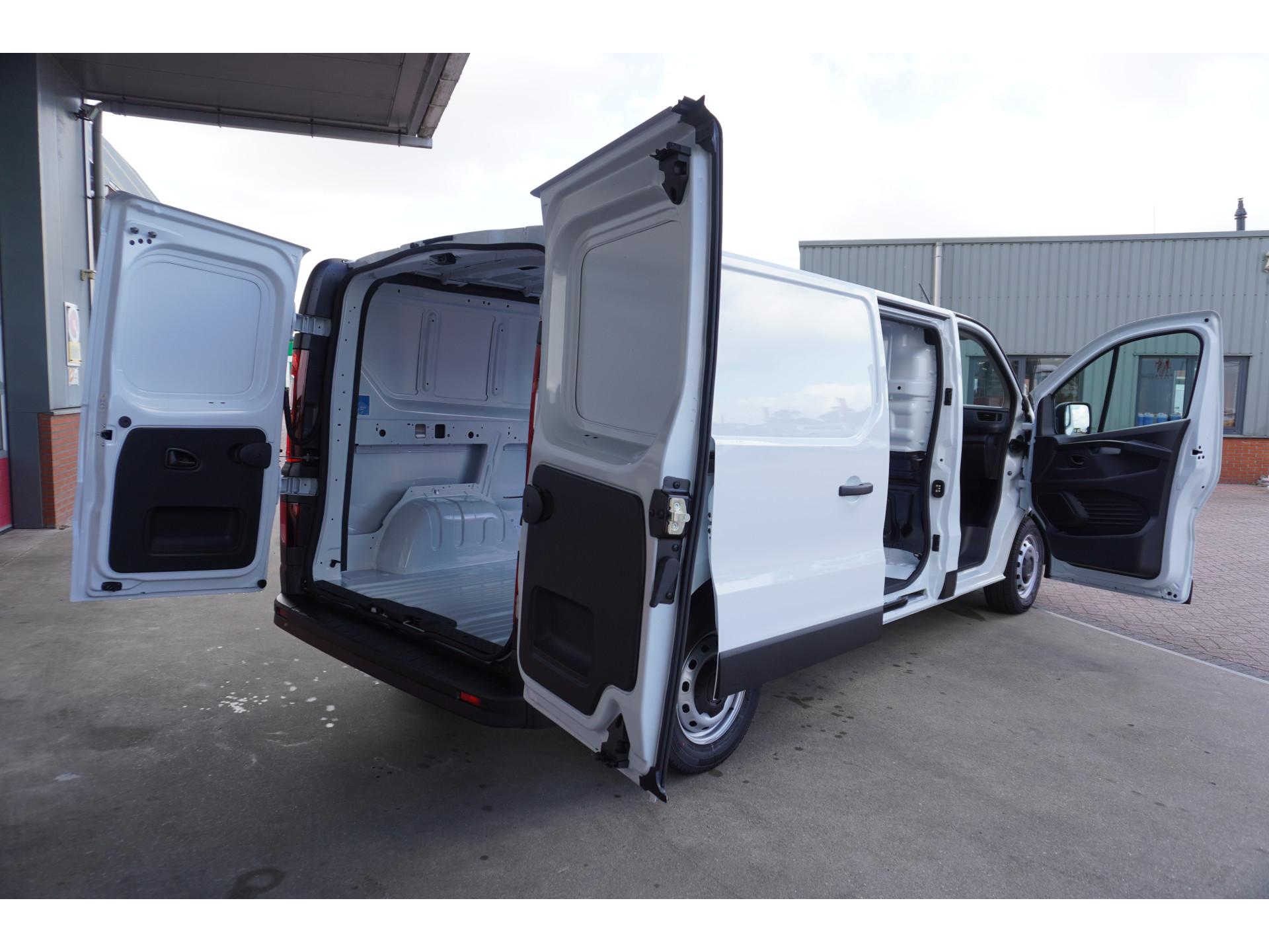 Foto 5 van Renault 2.0 Blue dCi 150PK T30 L2H1 Advance