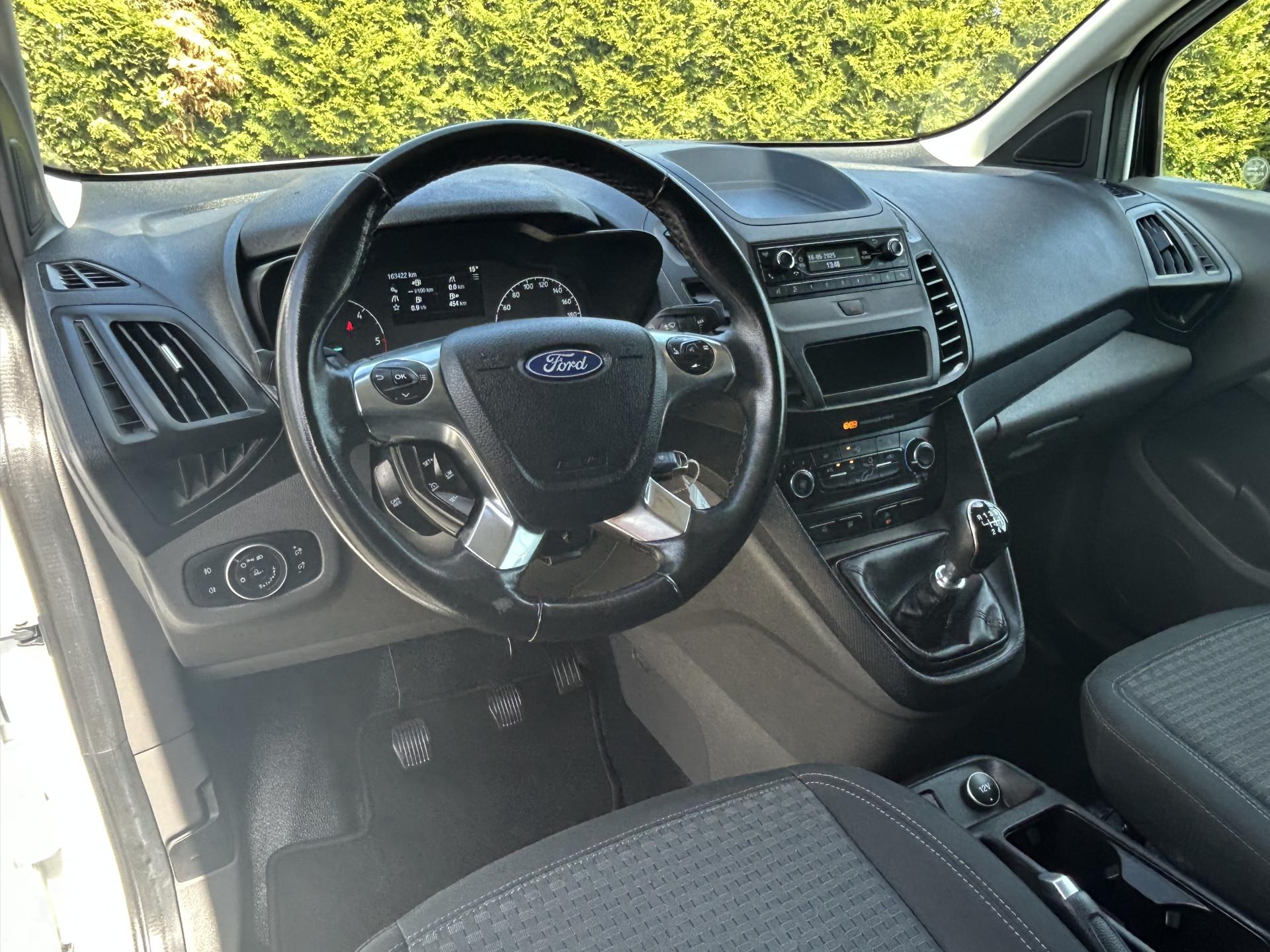 Foto 6 van Ford 1.5 EcoBlue Trend HP / L2H1 / 1e EIG. / AIRCO / CRUISE / INRICHTING / TREKHAAK