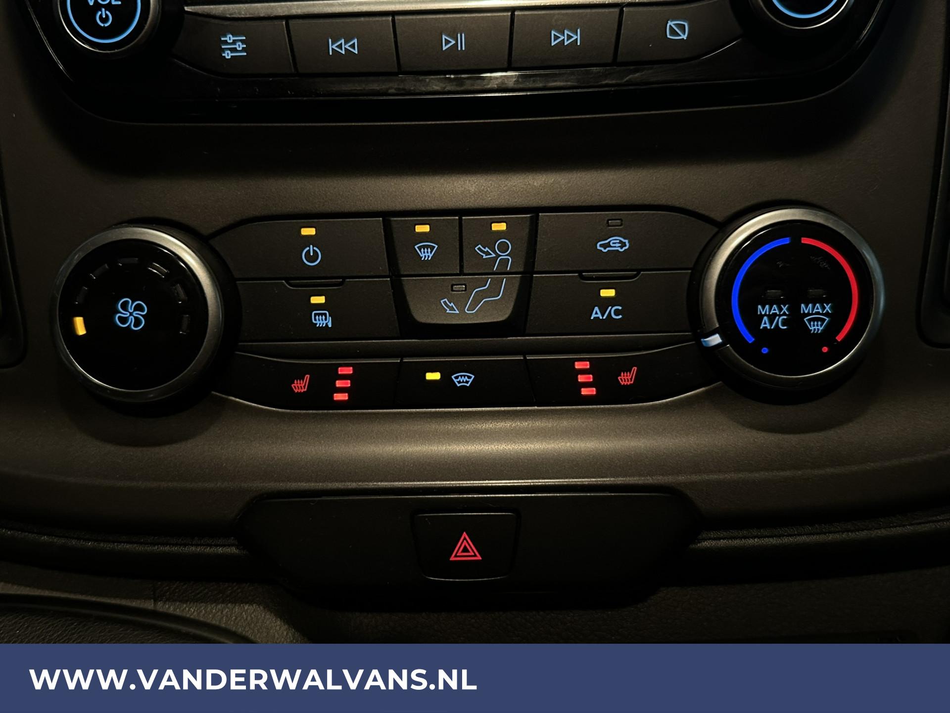 Foto 5 van Ford Transit Custom 2.0 TDCI L2H1 Euro6 Airco | Camera | Navigatie | LED | Apple Carplay