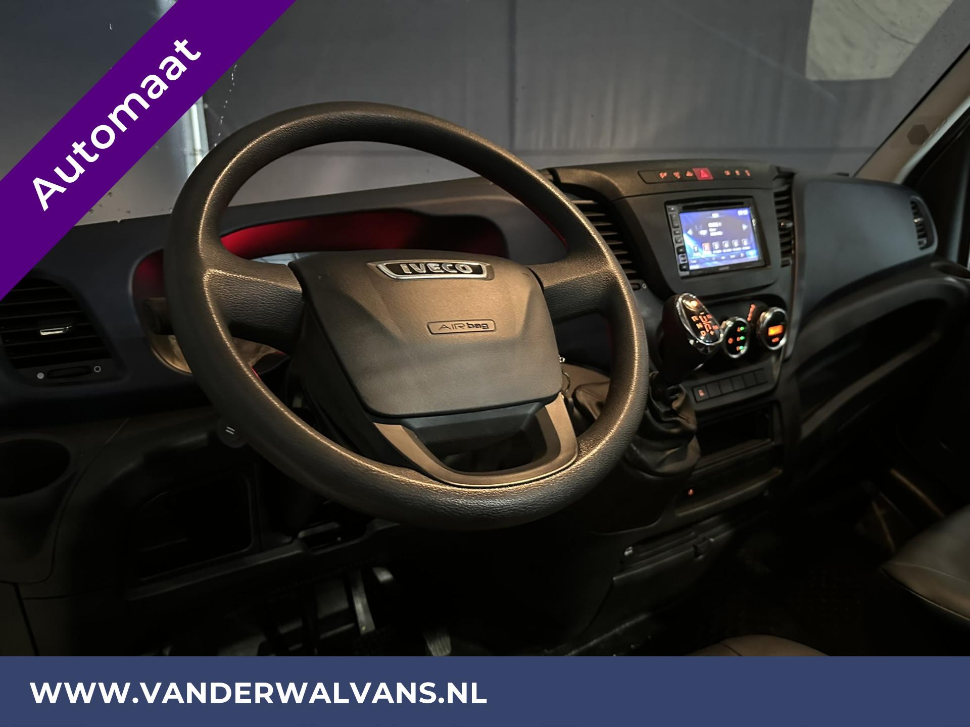 Foto 14 van Iveco Daily 50C18V 180pk 3.0 Liter Automaat Pick Up Open Laadbak 461cm Dubbel Lucht Euro6 Airco |