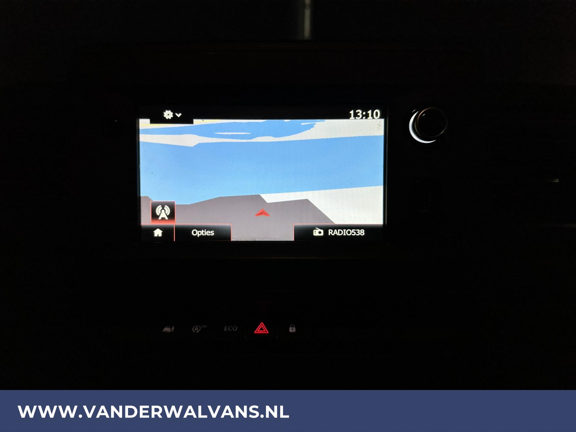Foto 5 van Renault Master 2.3 dCi 164pk Bakwagen Laadklep Zijdeur Euro6 Airco | Navigatie | LED