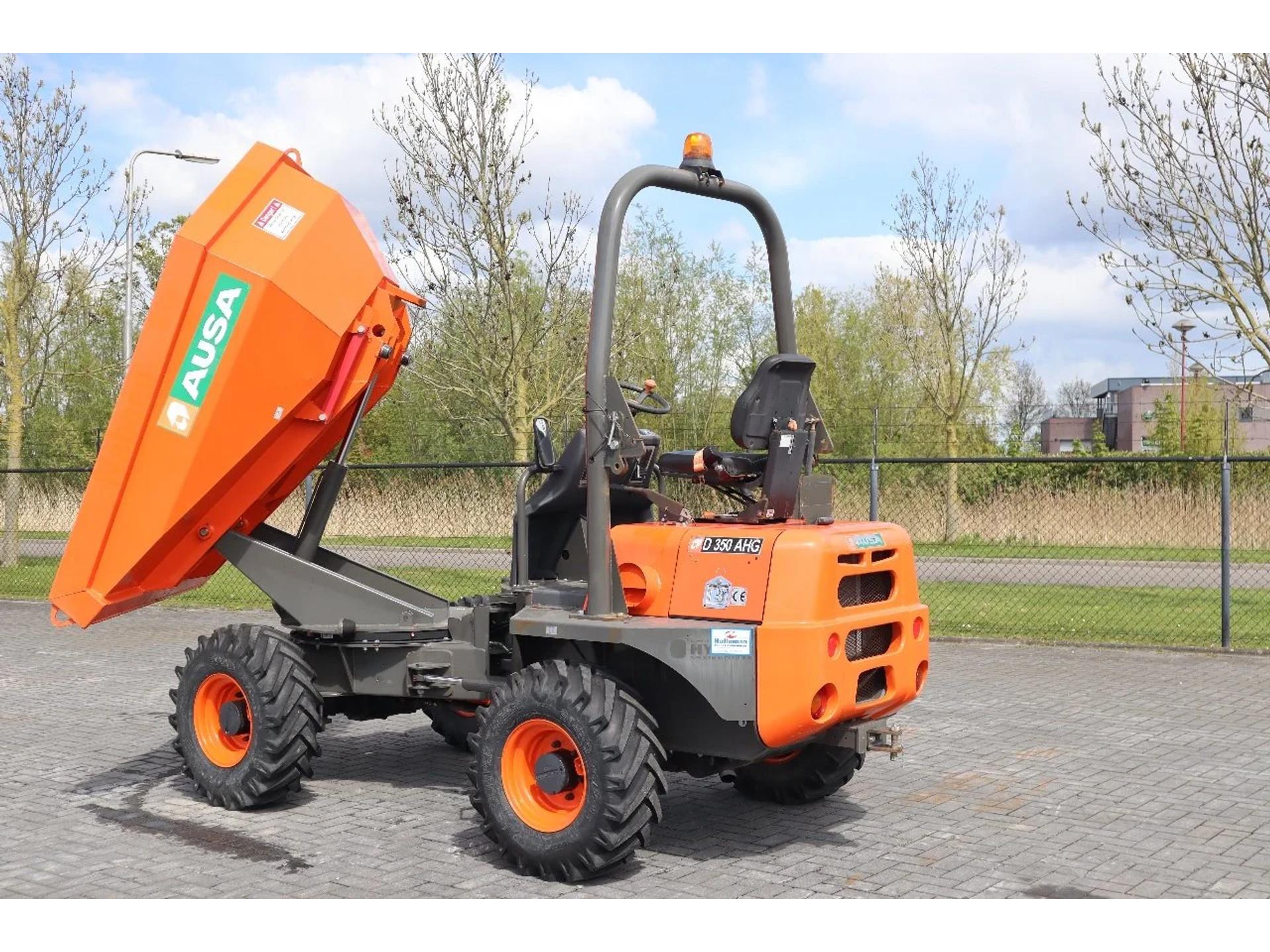 Foto 9 van AUSA D350 AHG | 85 HOURS! | 3.5 TON PAYLOAD | SWING BUCKET