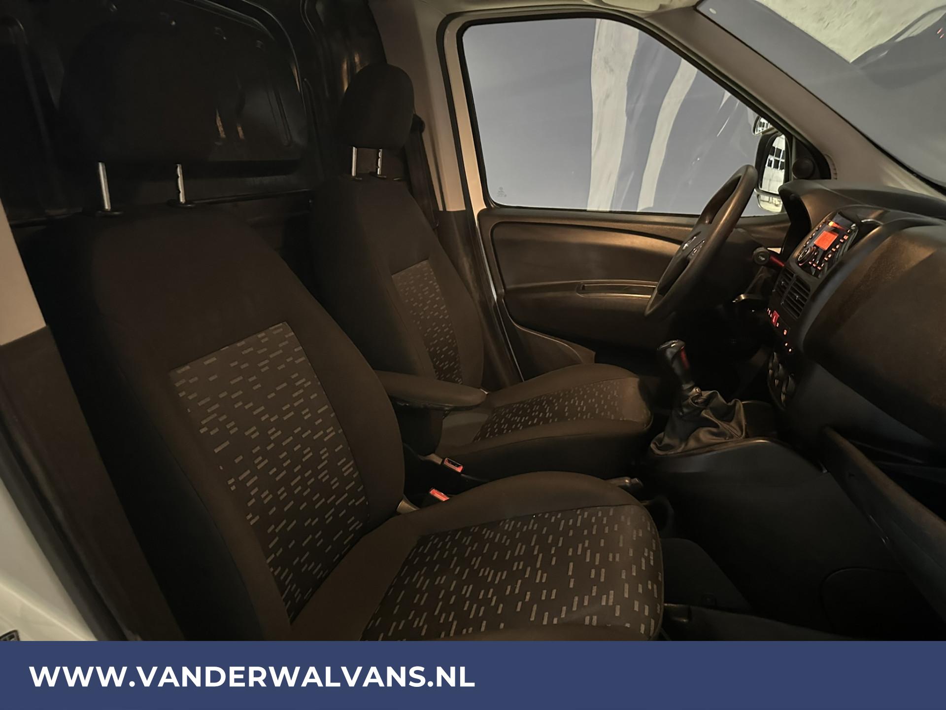 Foto 6 van Opel Combo 1.3 CDTi 96pk L1H1 Euro6 Airco | Cruisecontrol | Parkeersensoren