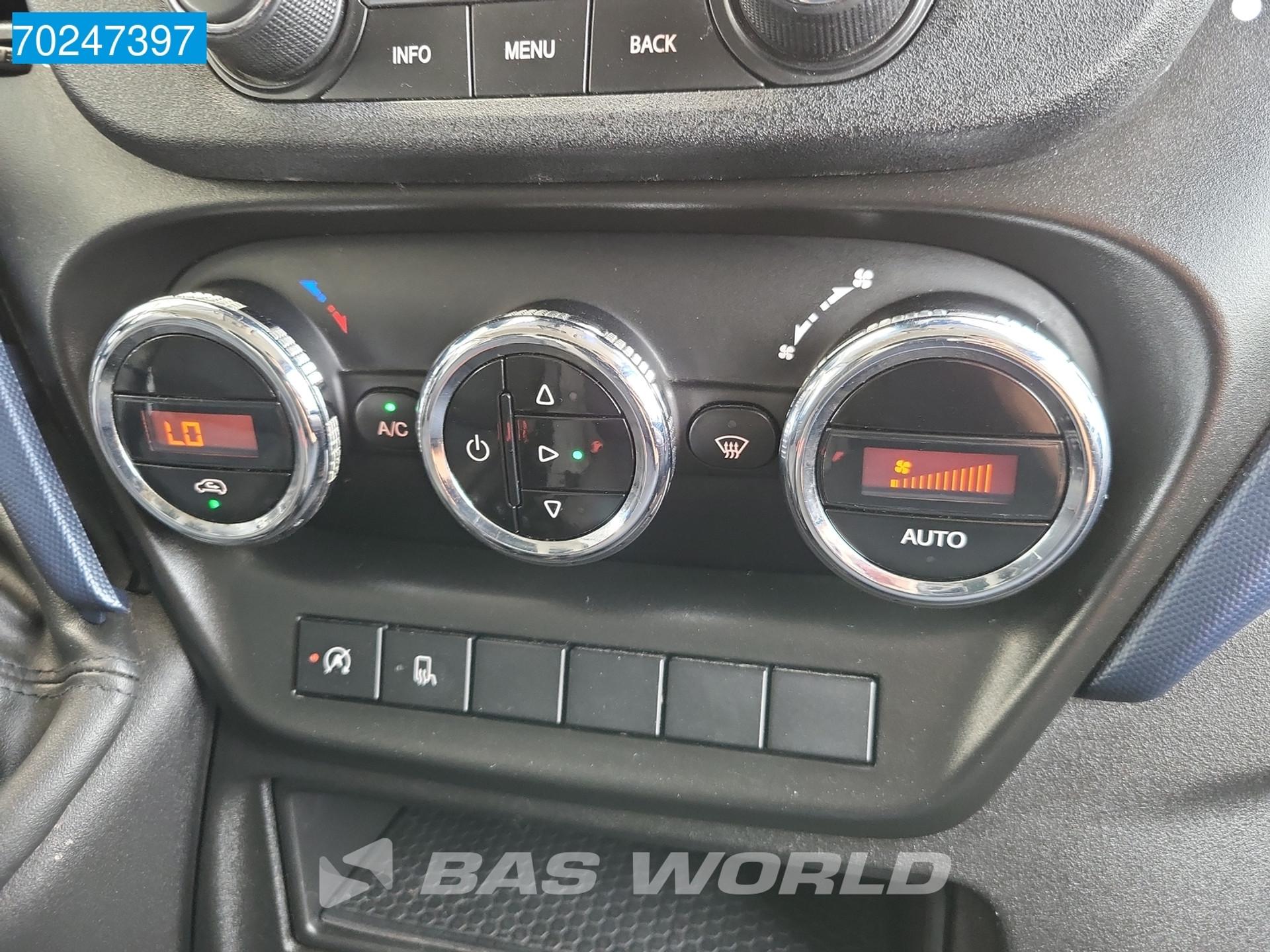 Foto 15 van Iveco Daily 35S16 Automaat L3H2 LED Airco Cruise Camera L4H2 16m3 Airco Cruise control