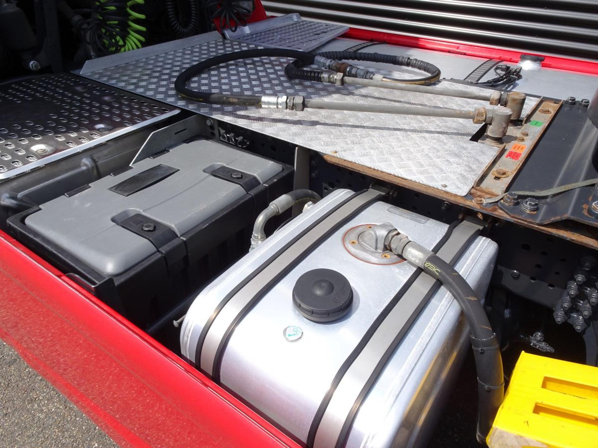 Foto 6 van Iveco STRALIS 480 / HYDRAULICS / RETARDER / PARKING COOLER