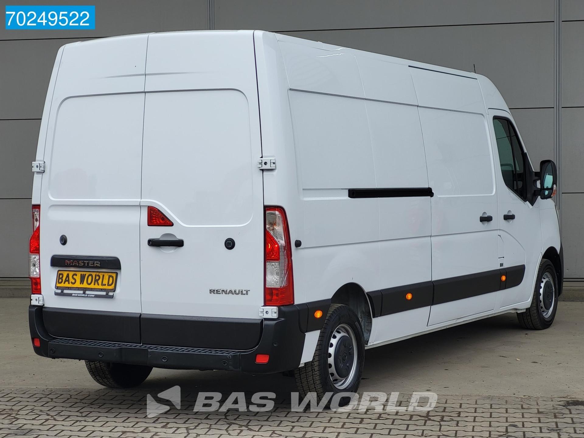 Foto 5 van Renault Master 135PK L3H2 Airco Cruise Parkeersensoren 12m3 Airco Cruise control