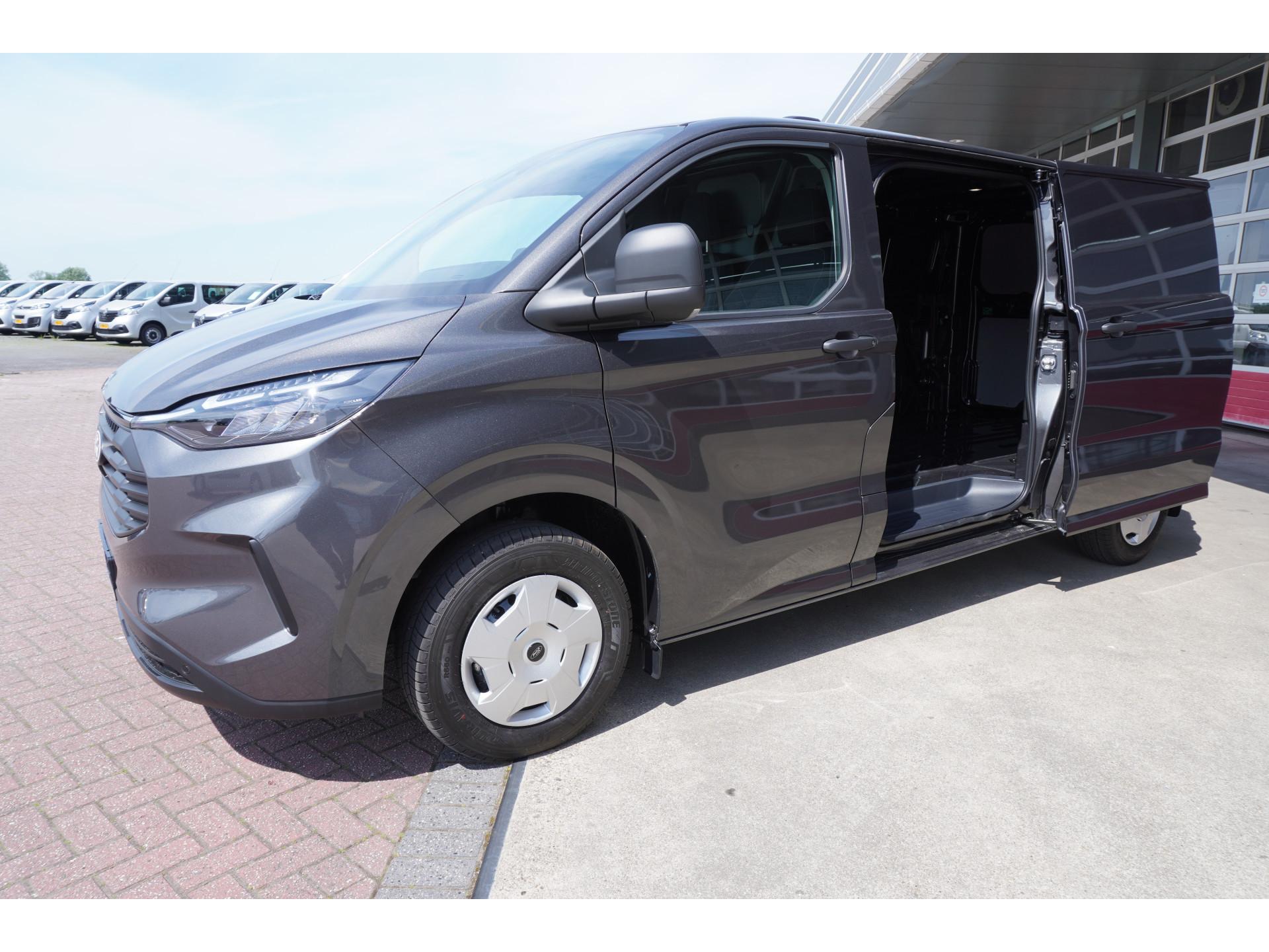 Foto 9 van Ford Transit Custom 320L 2.0 TDCI 170PK L2H1 Trend Automaat Schuifdeur L / R