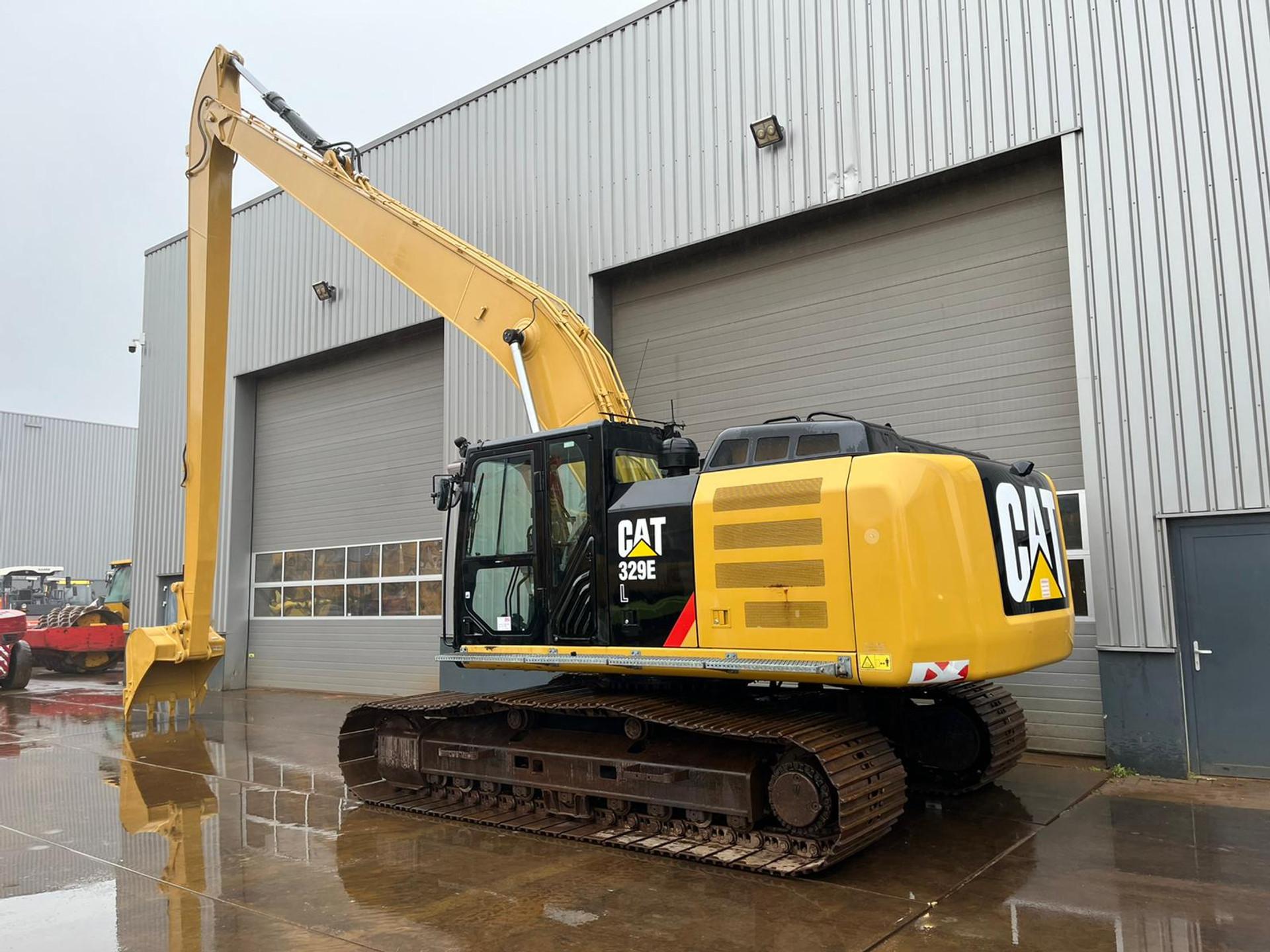 Foto 4 van Cat 329EL Long Reach