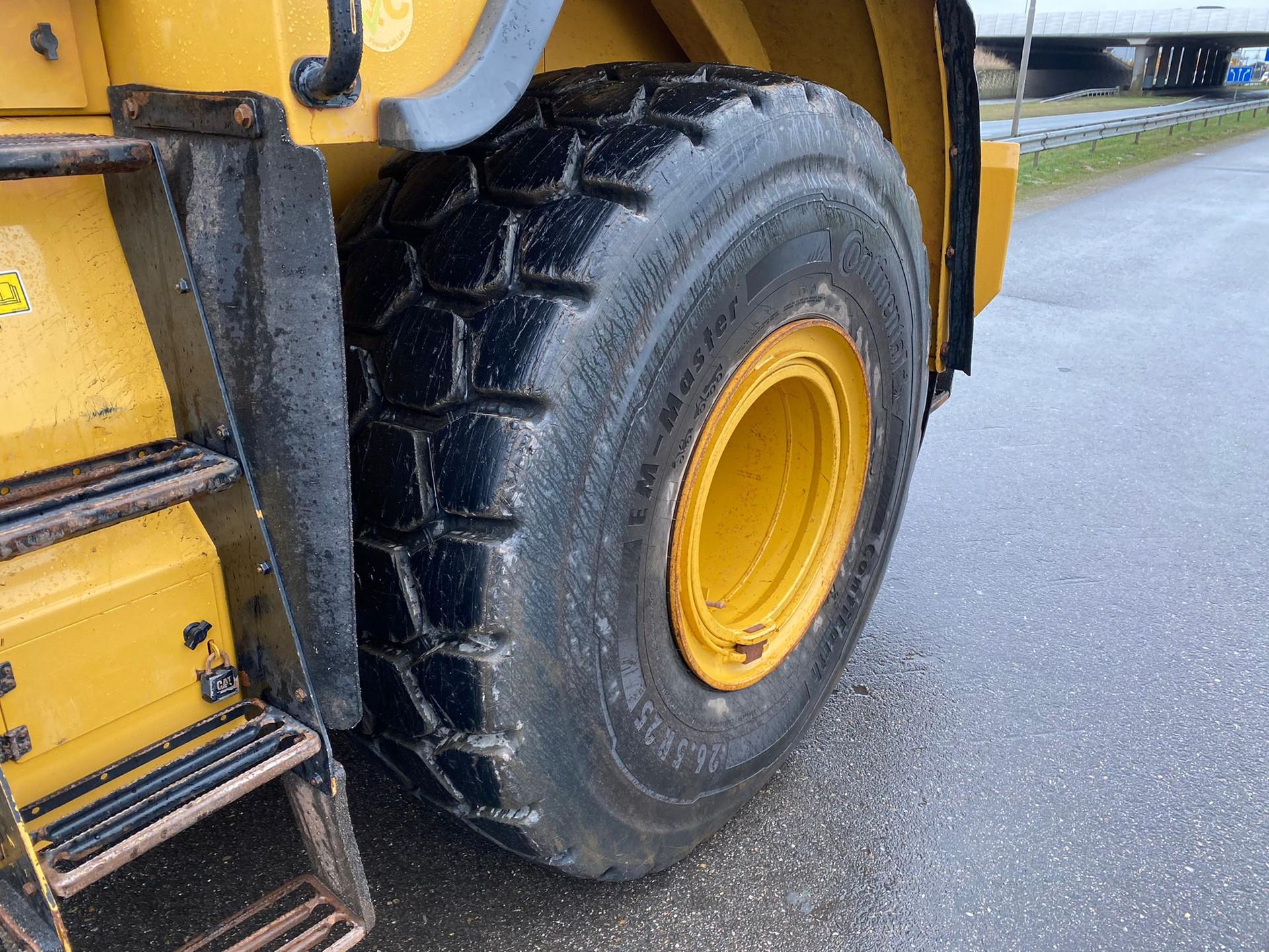 Foto 10 van Cat 966M XE