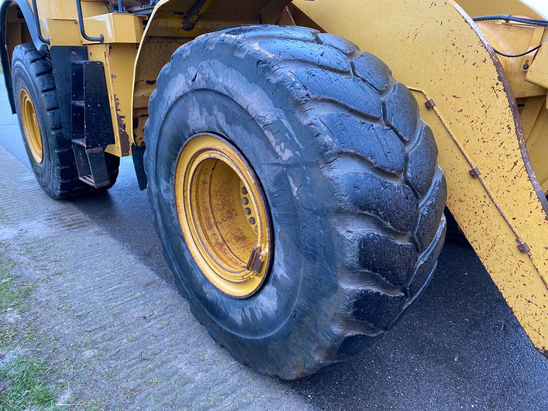 Foto 12 van Cat 966M XE