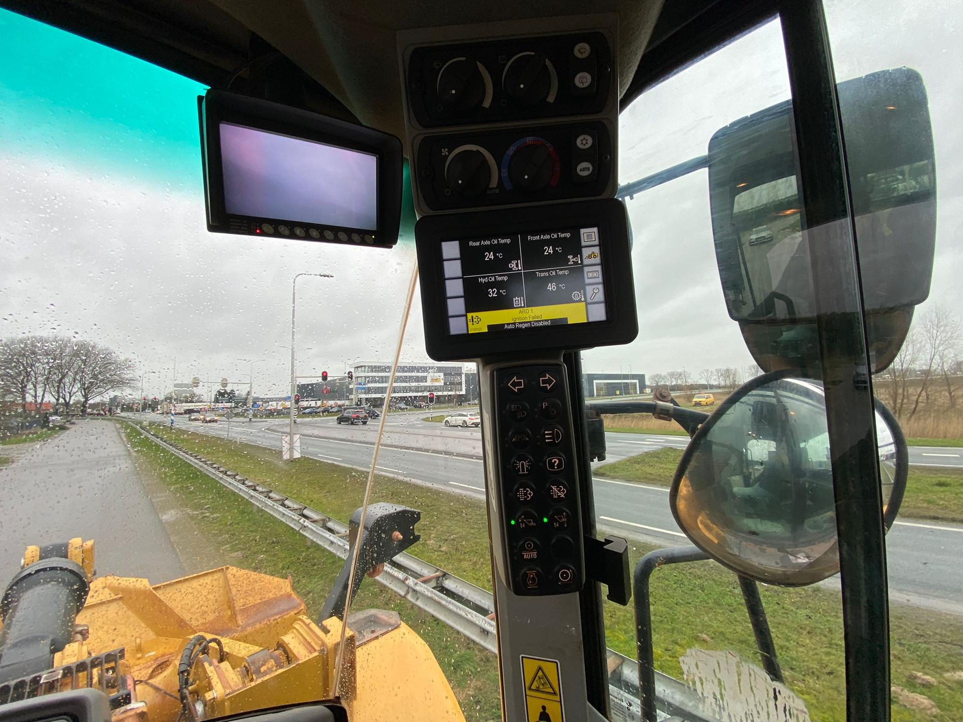 Foto 18 van Cat 966M XE