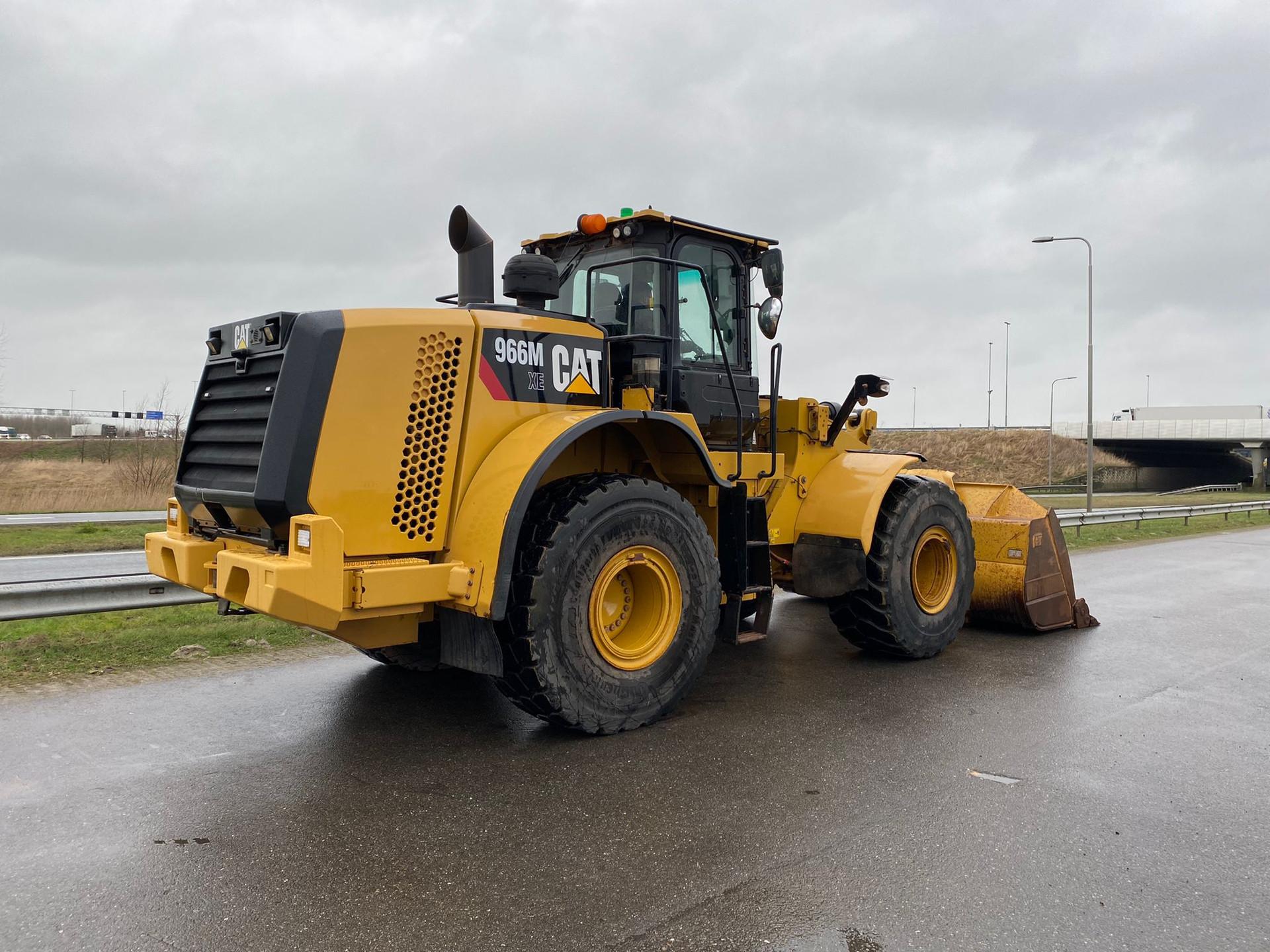 Foto 4 van Cat 966M XE