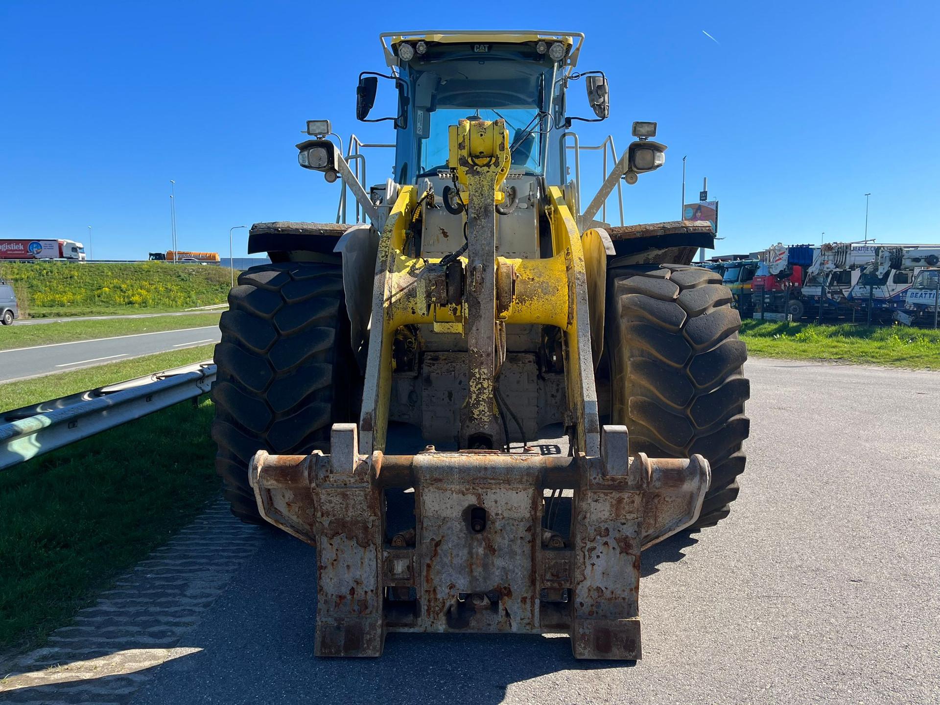 Foto 8 van Cat 972M XE