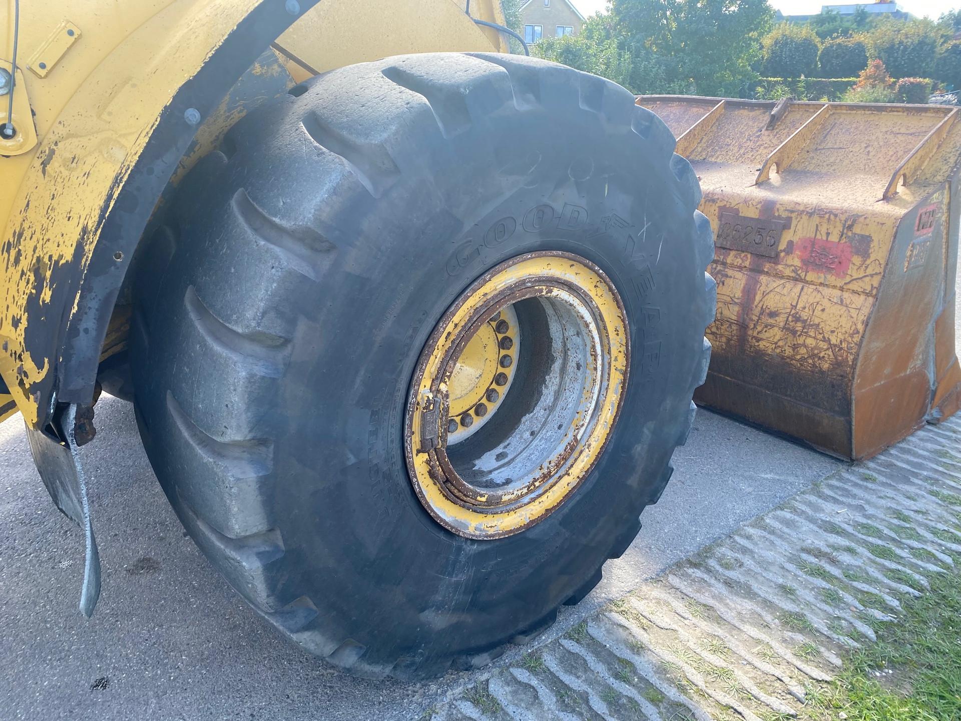 Foto 11 van Cat 966M XE