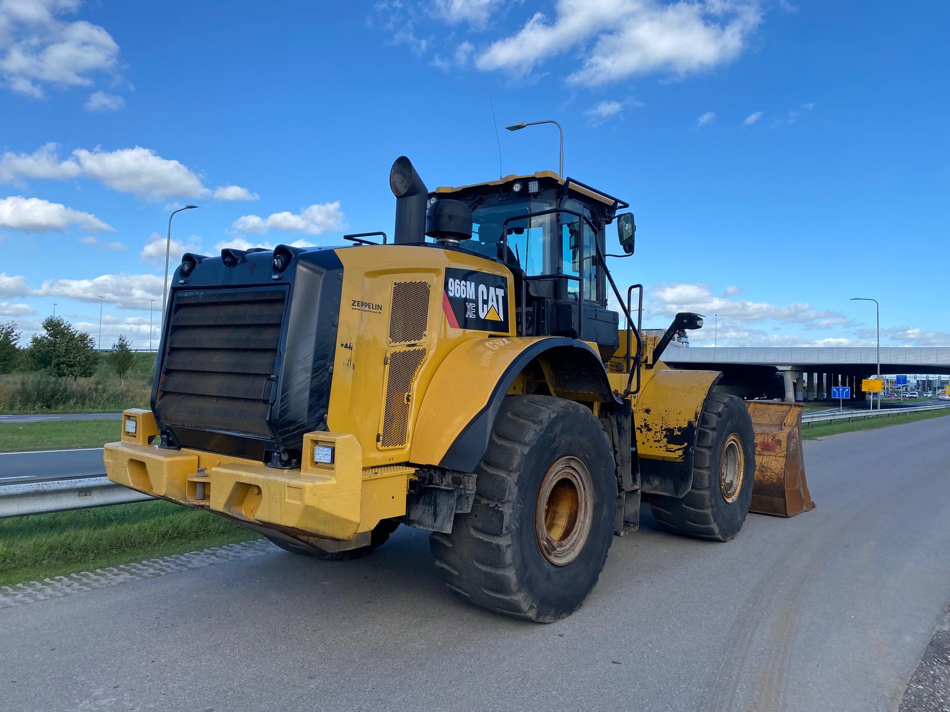 Foto 4 van Cat 966M XE