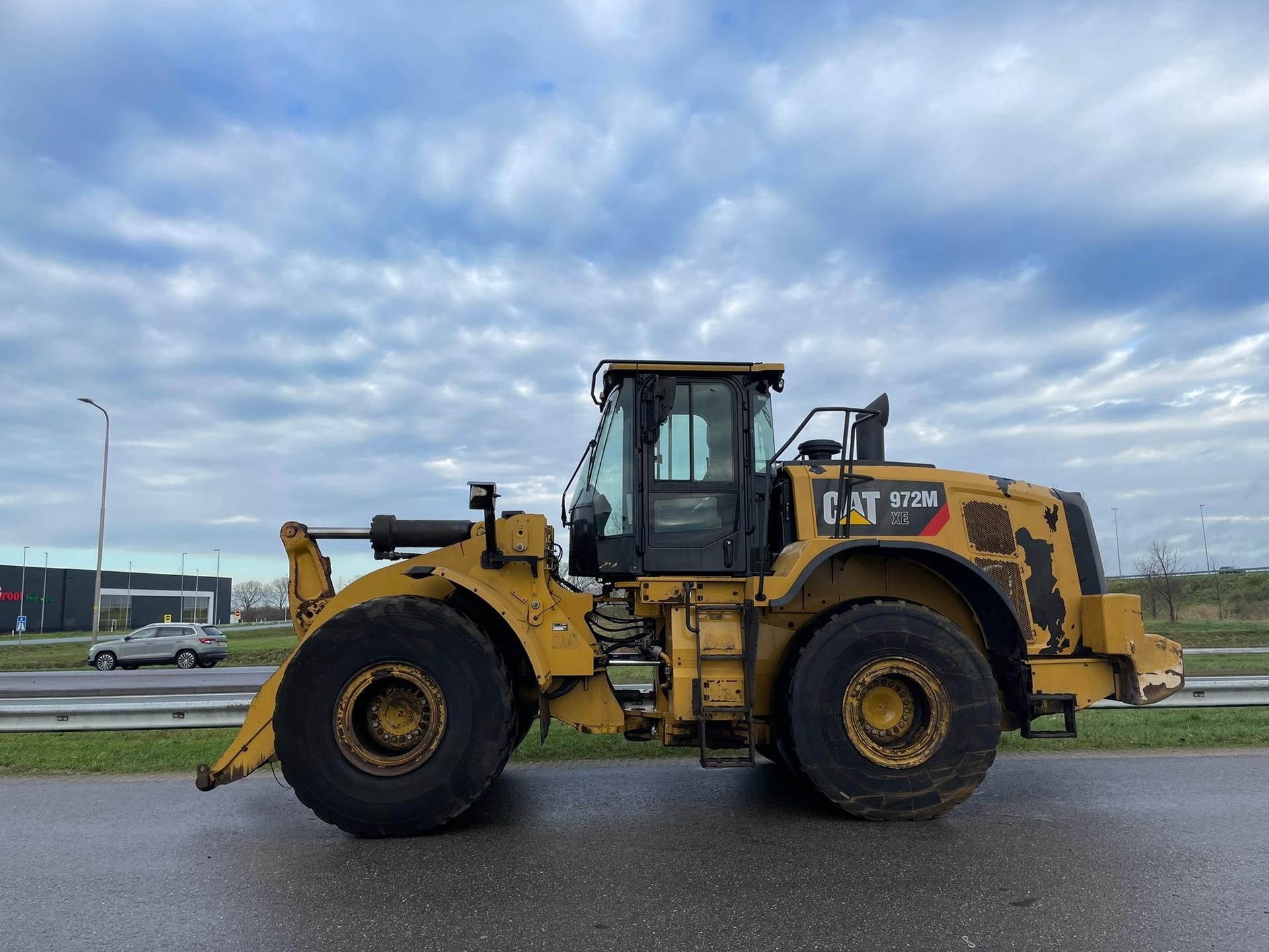 Foto 1 van Cat 972M XE