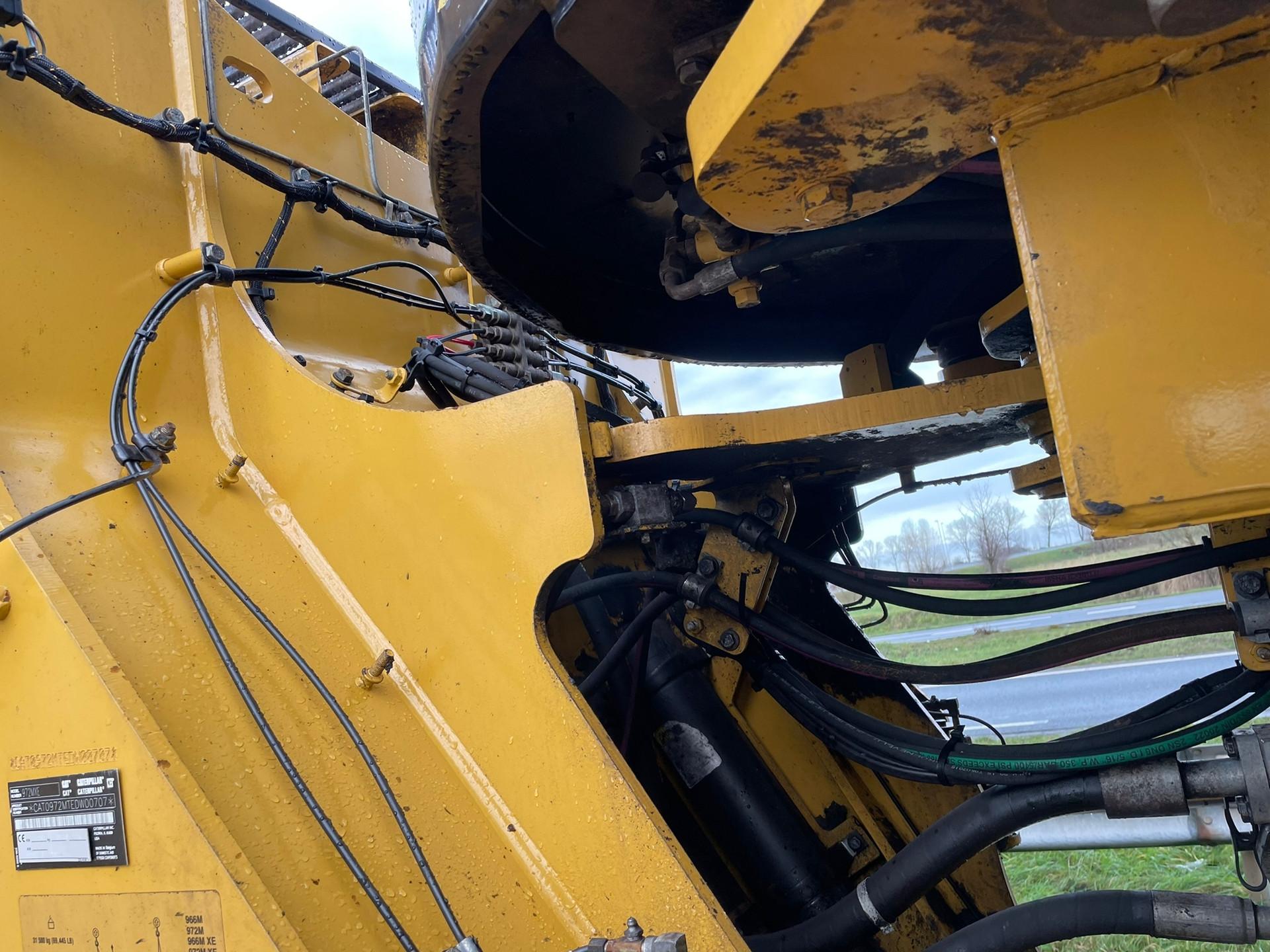 Foto 13 van Cat 972M XE
