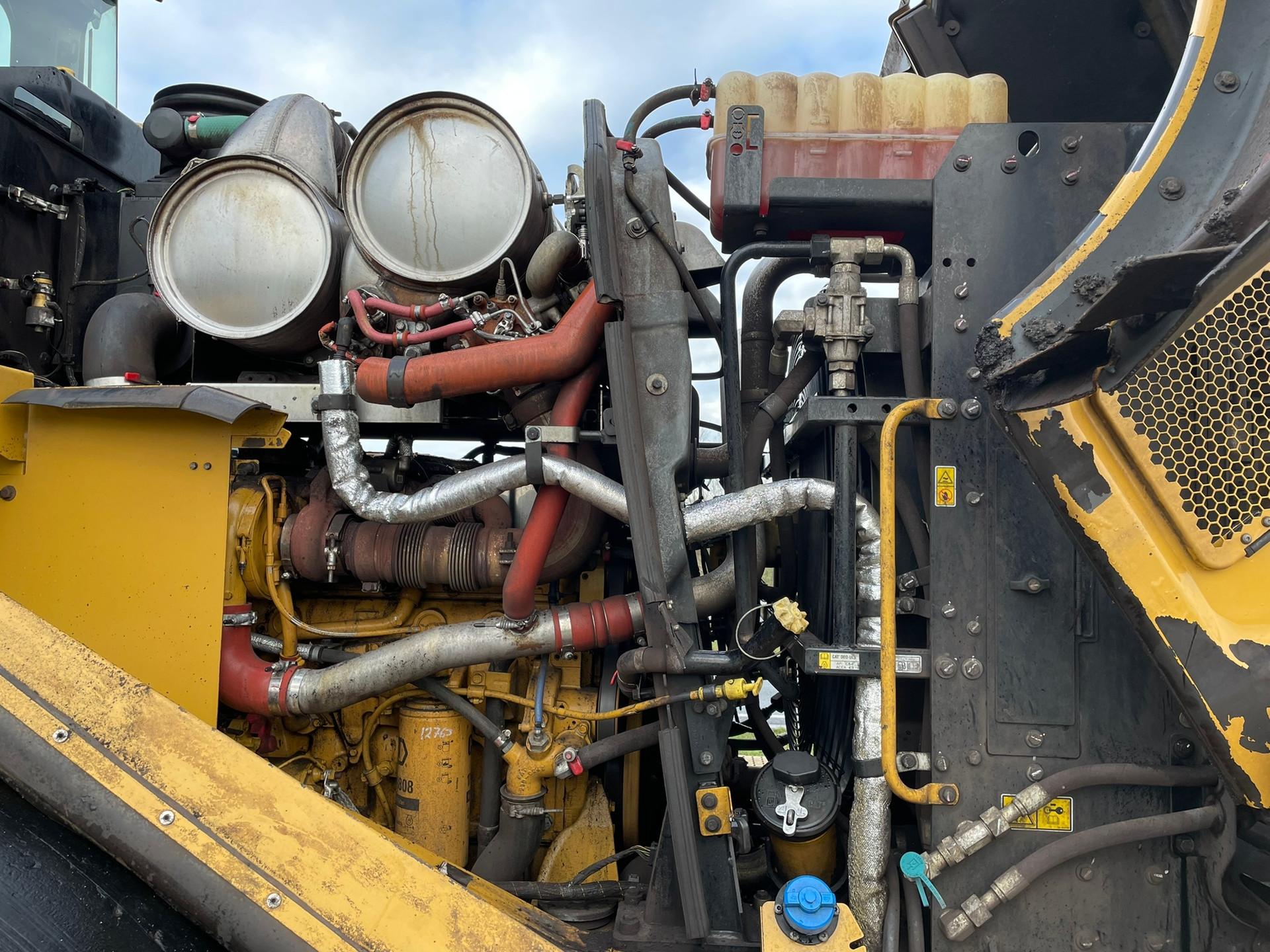 Foto 16 van Cat 972M XE