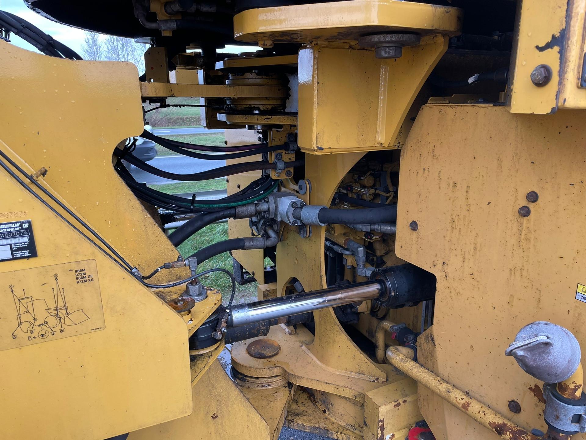 Foto 18 van Cat 972M XE