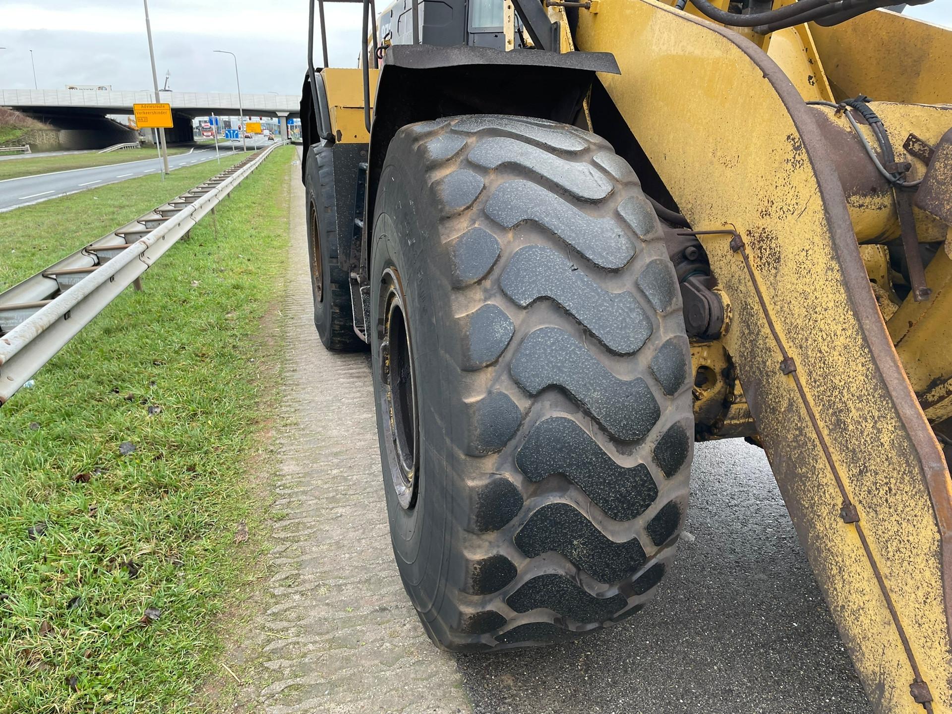 Foto 19 van Cat 972M XE