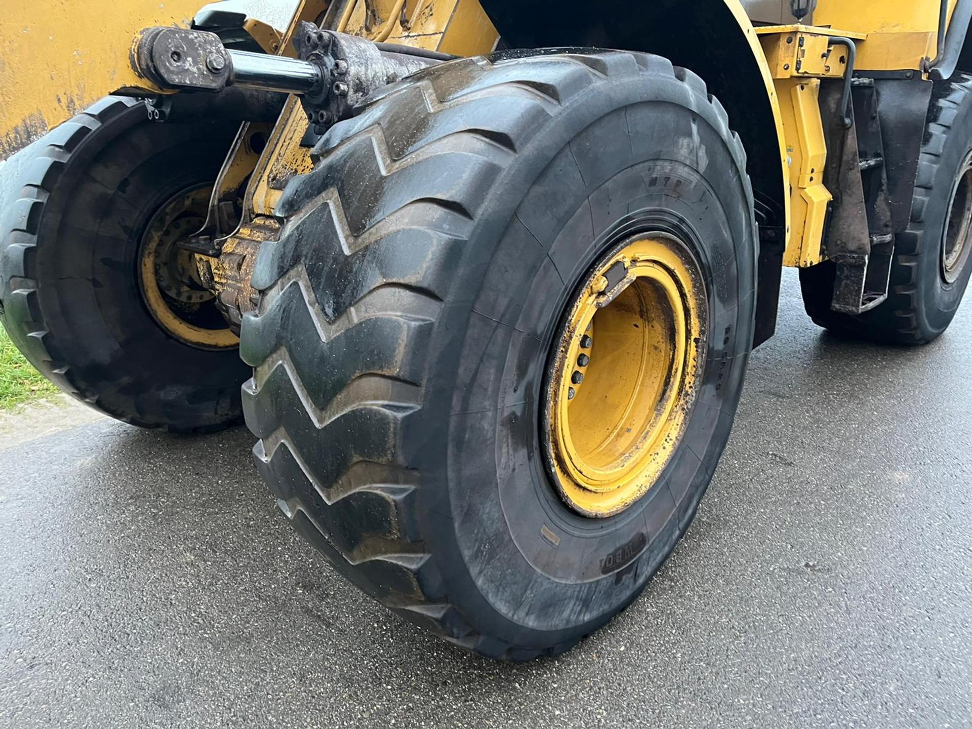 Foto 10 van Cat 972M XE