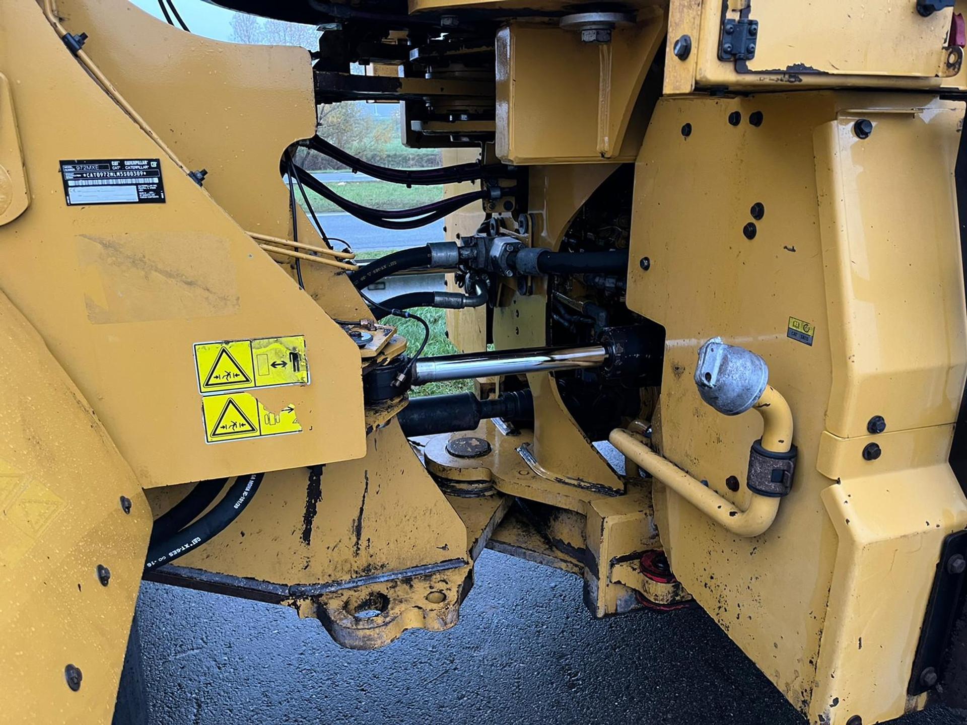 Foto 9 van Cat 972M XE