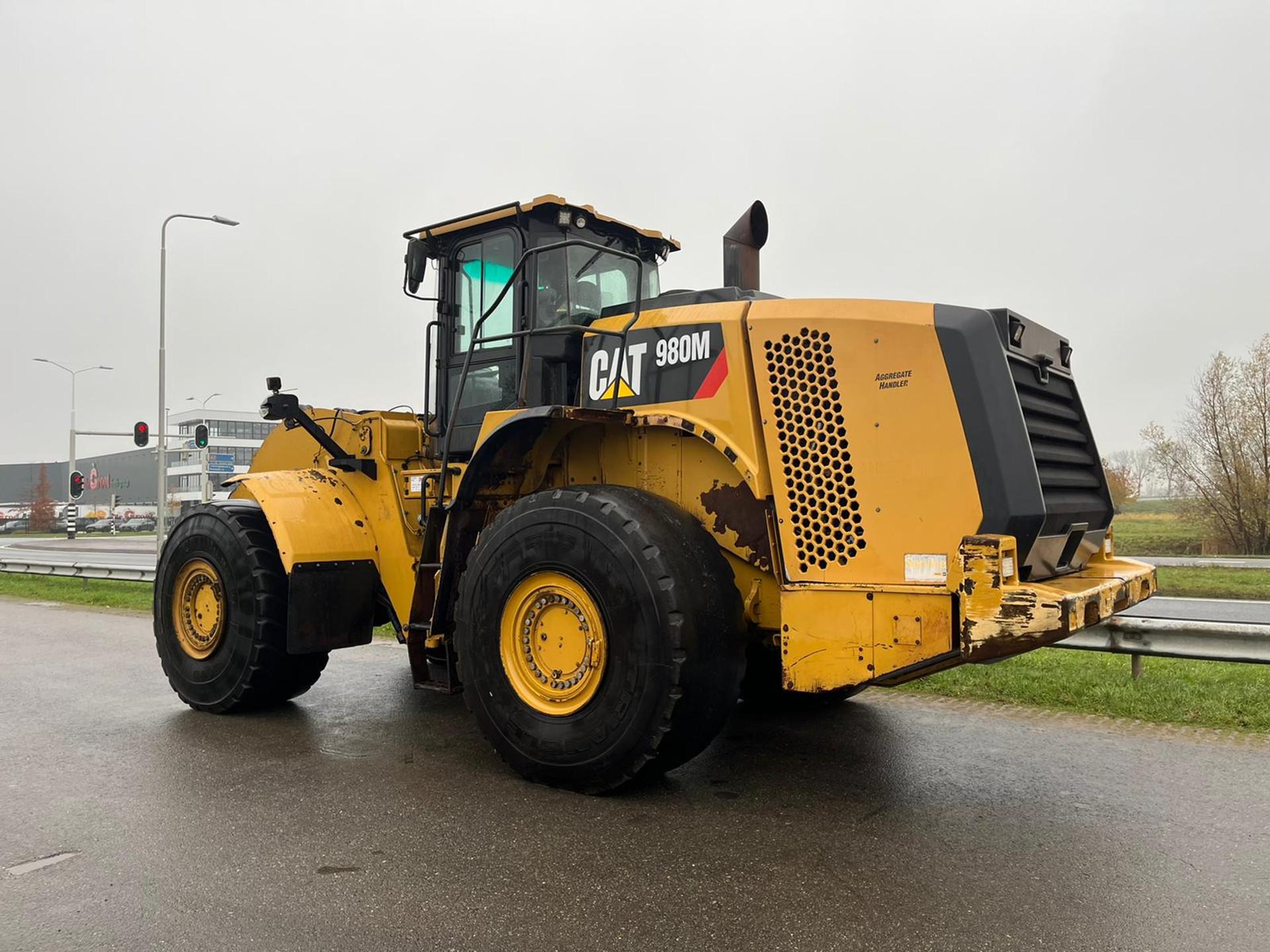Foto 3 van Cat 980M