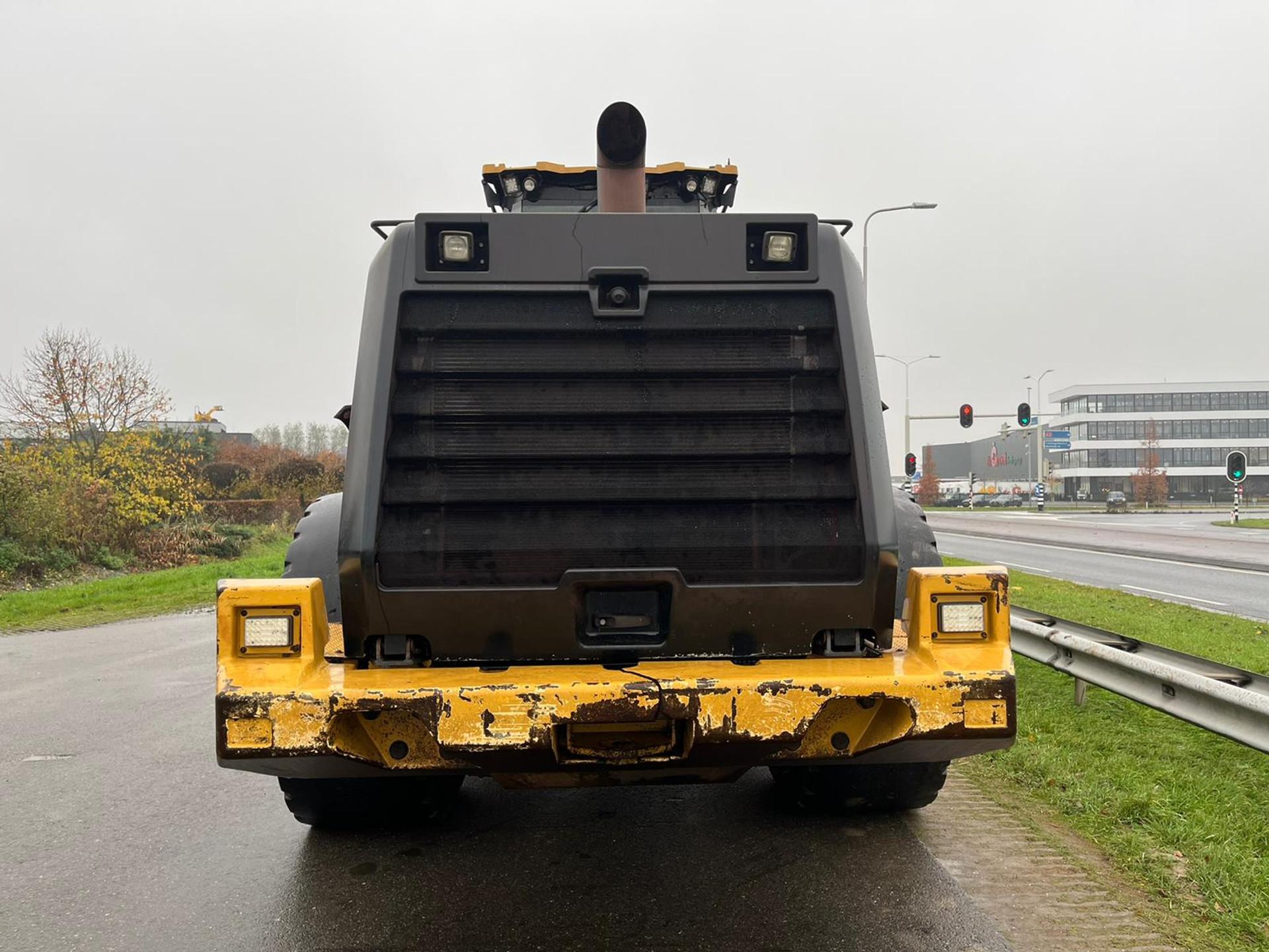 Foto 4 van Cat 980M