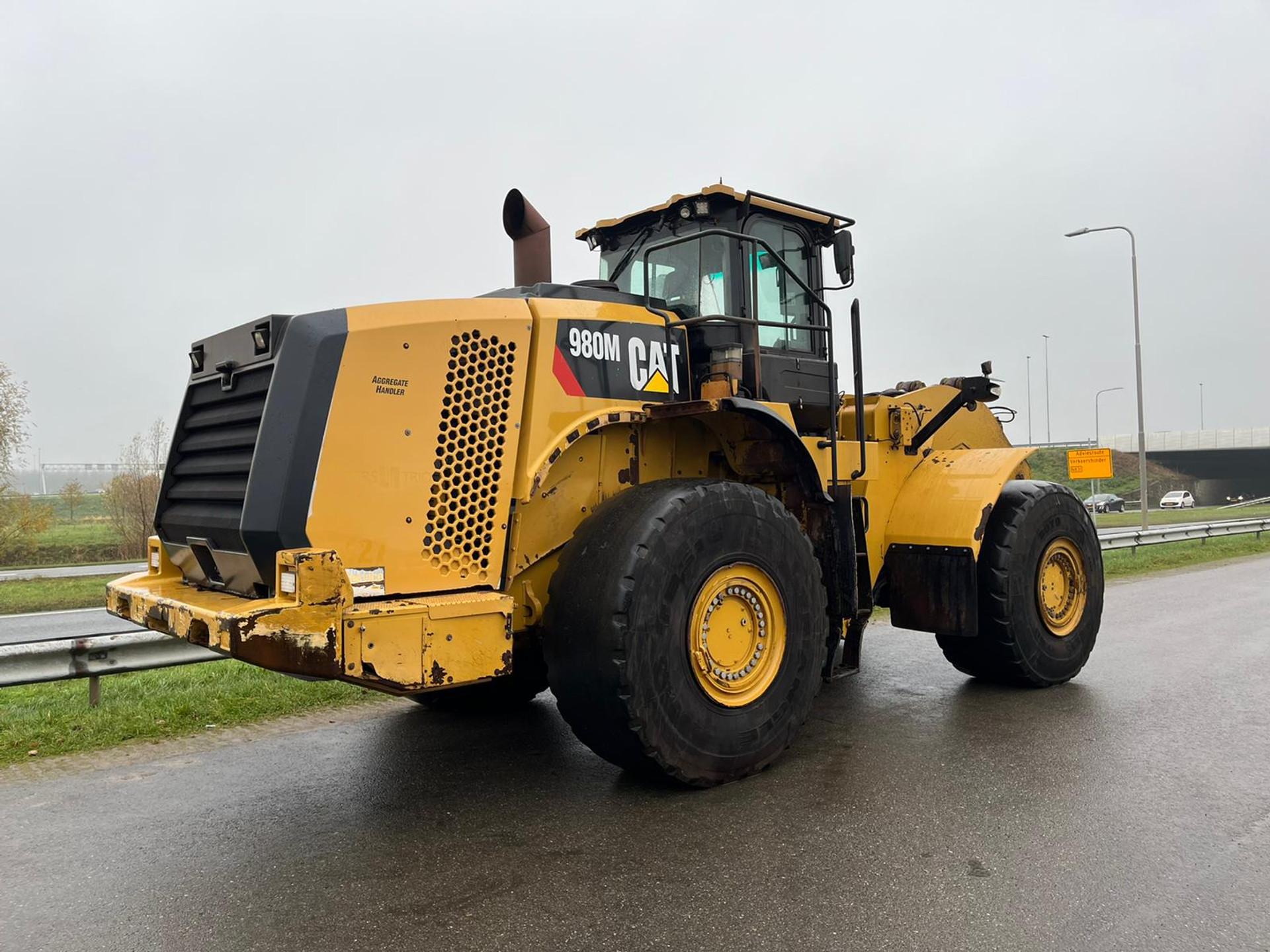 Foto 5 van Cat 980M