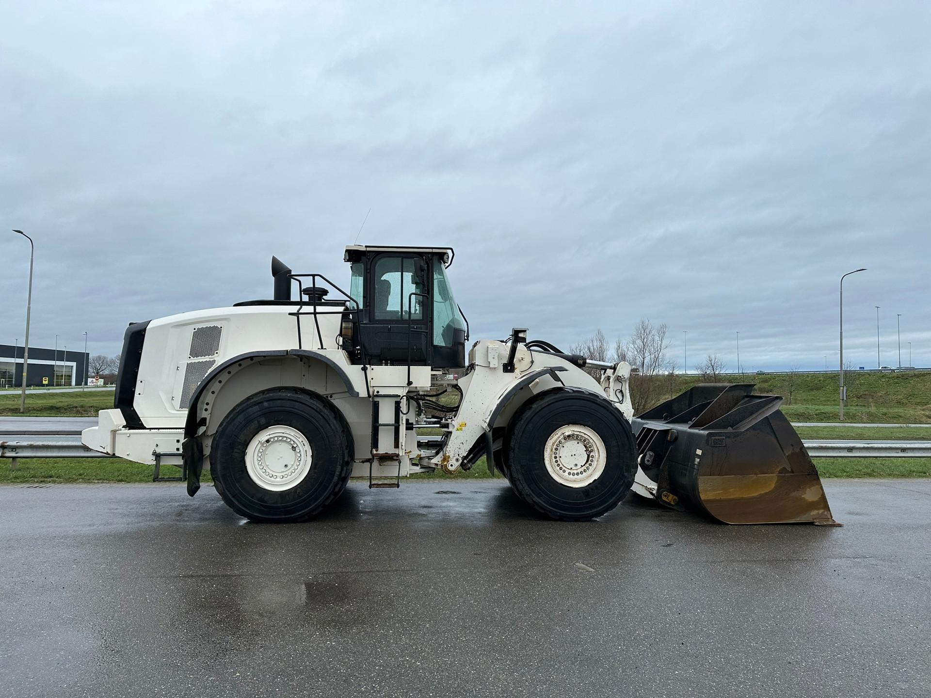 Foto 6 van Cat 980M