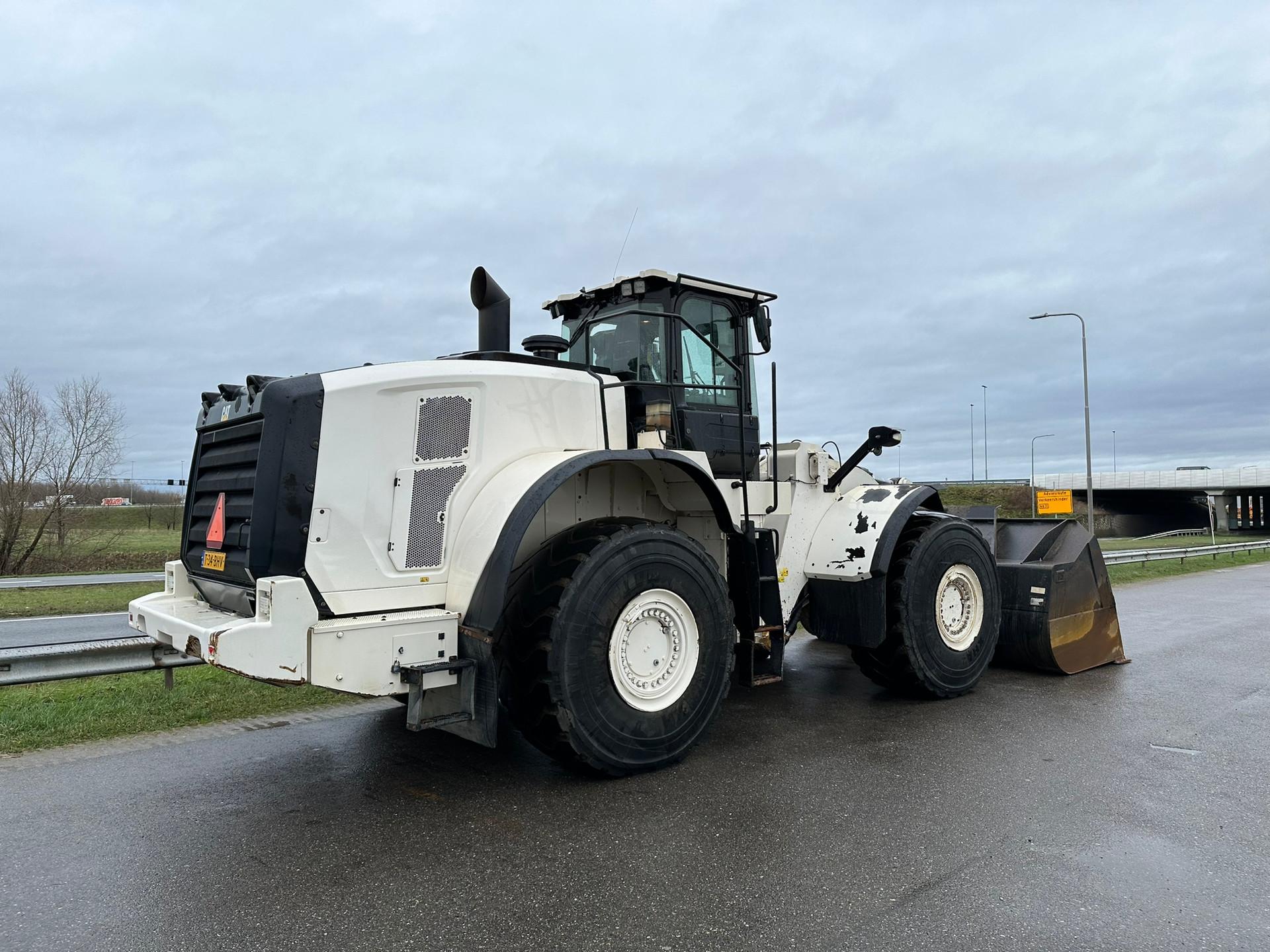 Foto 7 van Cat 980M