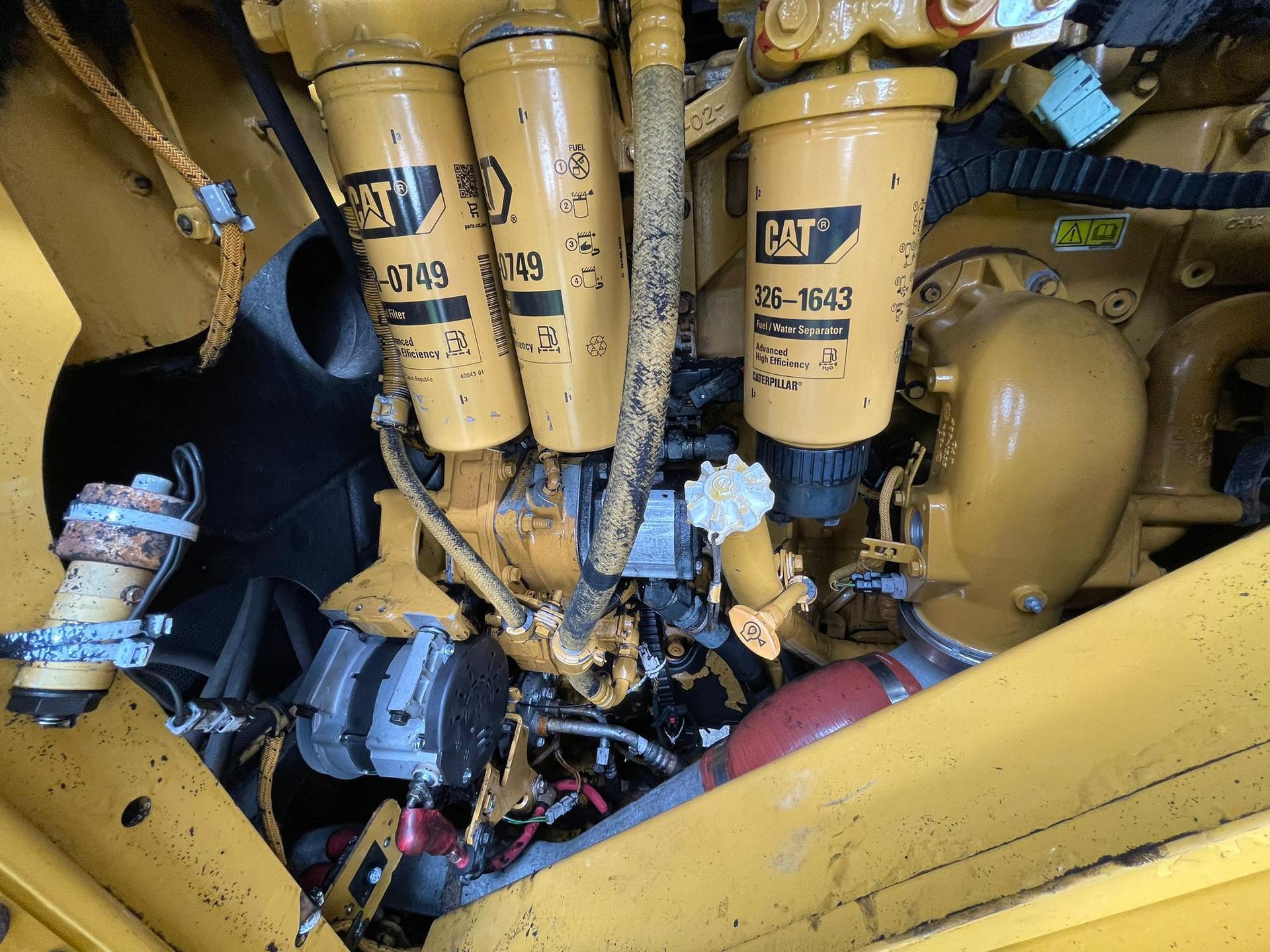 Foto 16 van Cat 988K - CE / EPA