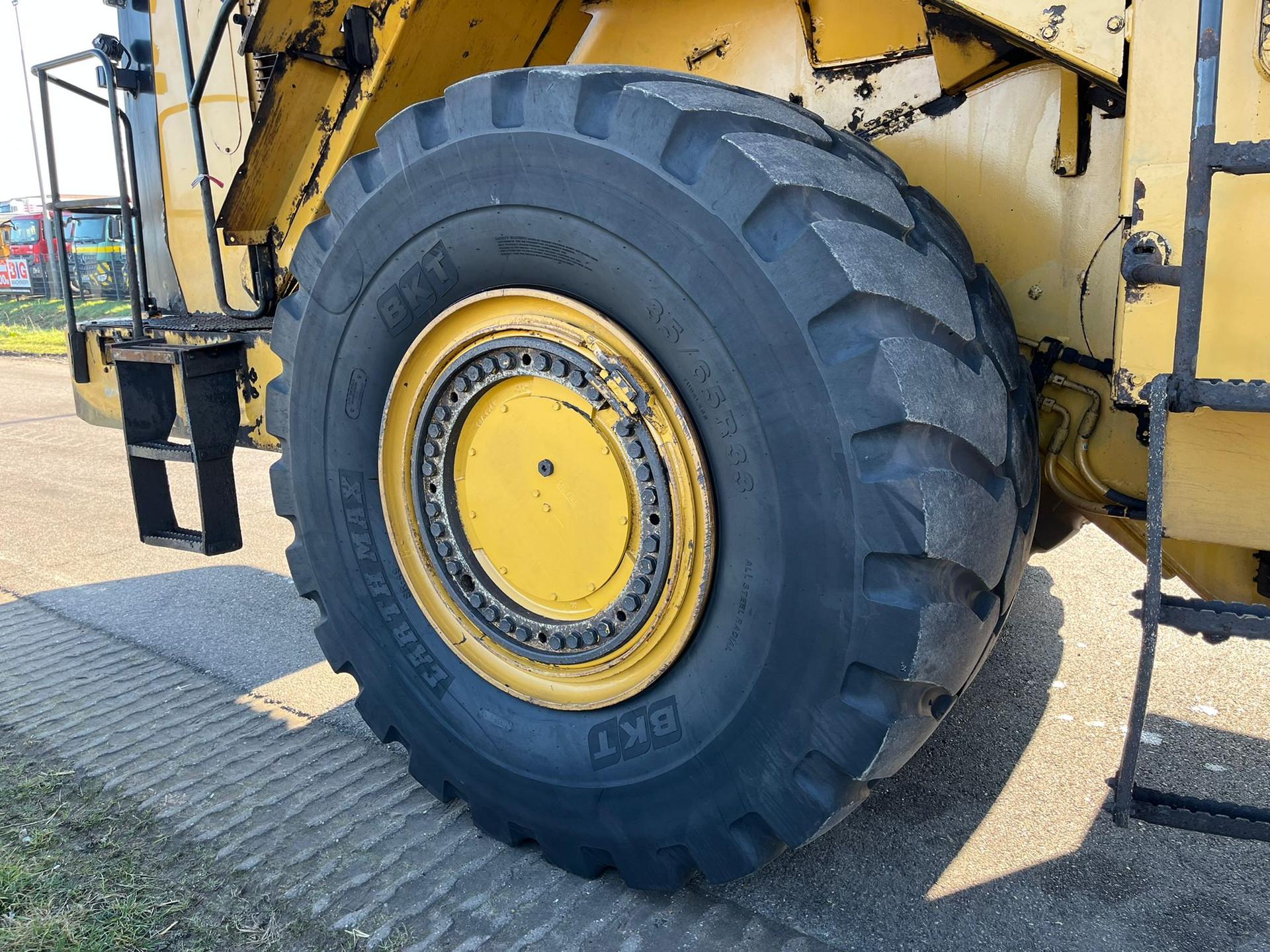 Foto 12 van Cat 988K - CE / EPA
