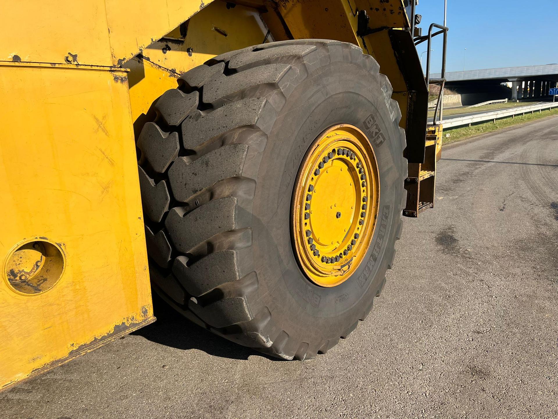 Foto 9 van Cat 988K - CE / EPA