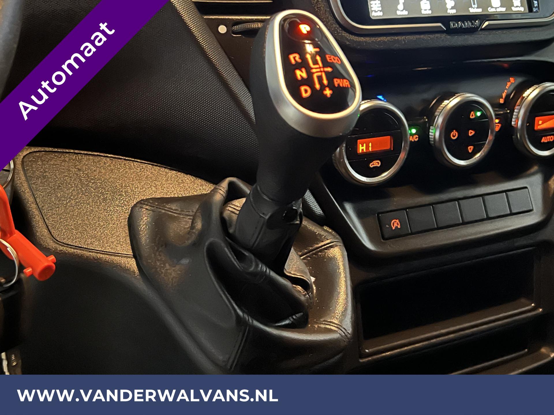 Foto 4 van Iveco Daily 35S16V 160pk Automaat Bakwagen + Laadklep Euro6 Fabrieksgarantie Airco