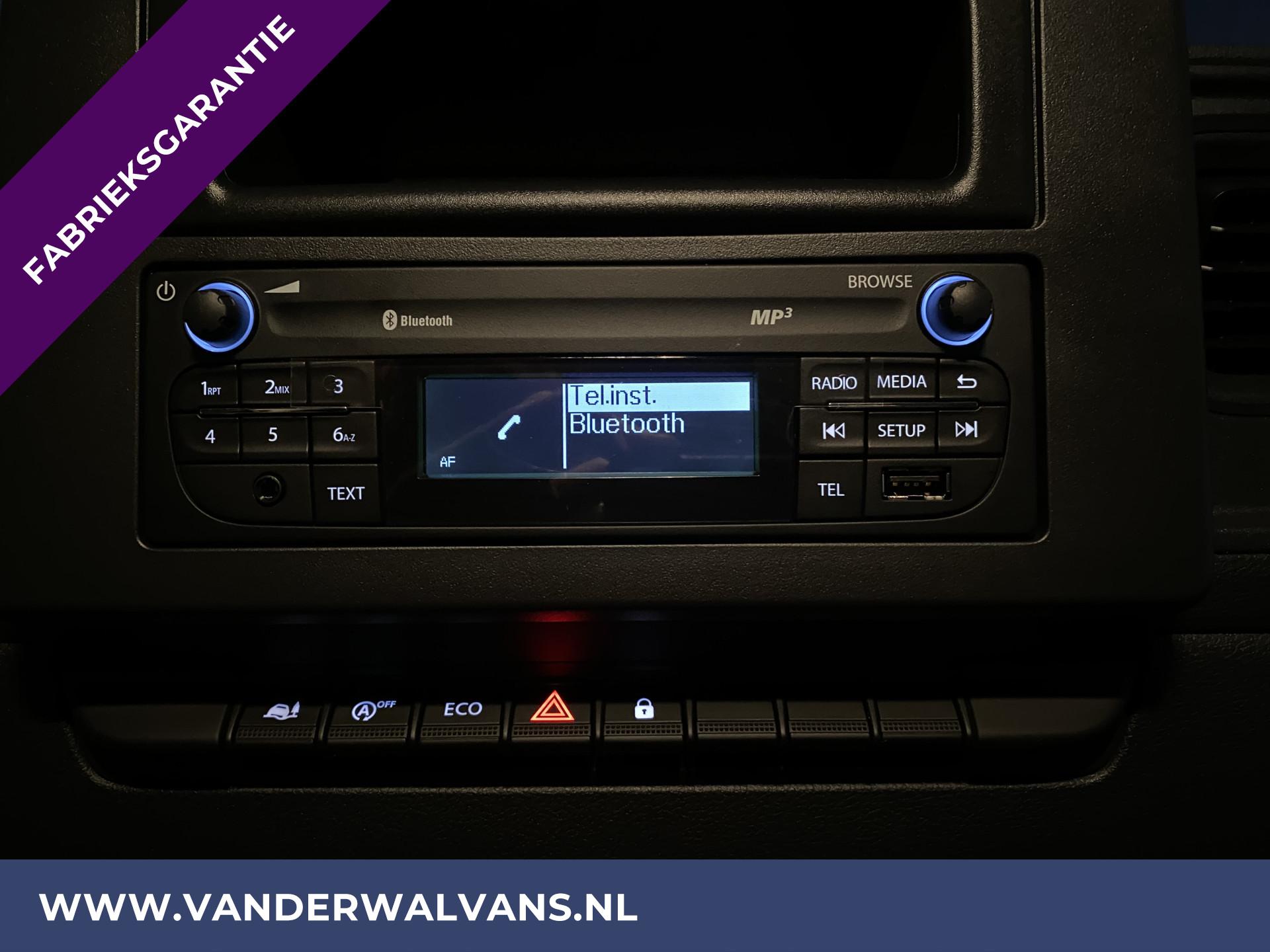 Foto 17 van Renault Master 2.3dCi 146pk Bakwagen + Laadklep 230cm hoog Euro6 Airco | Cruise