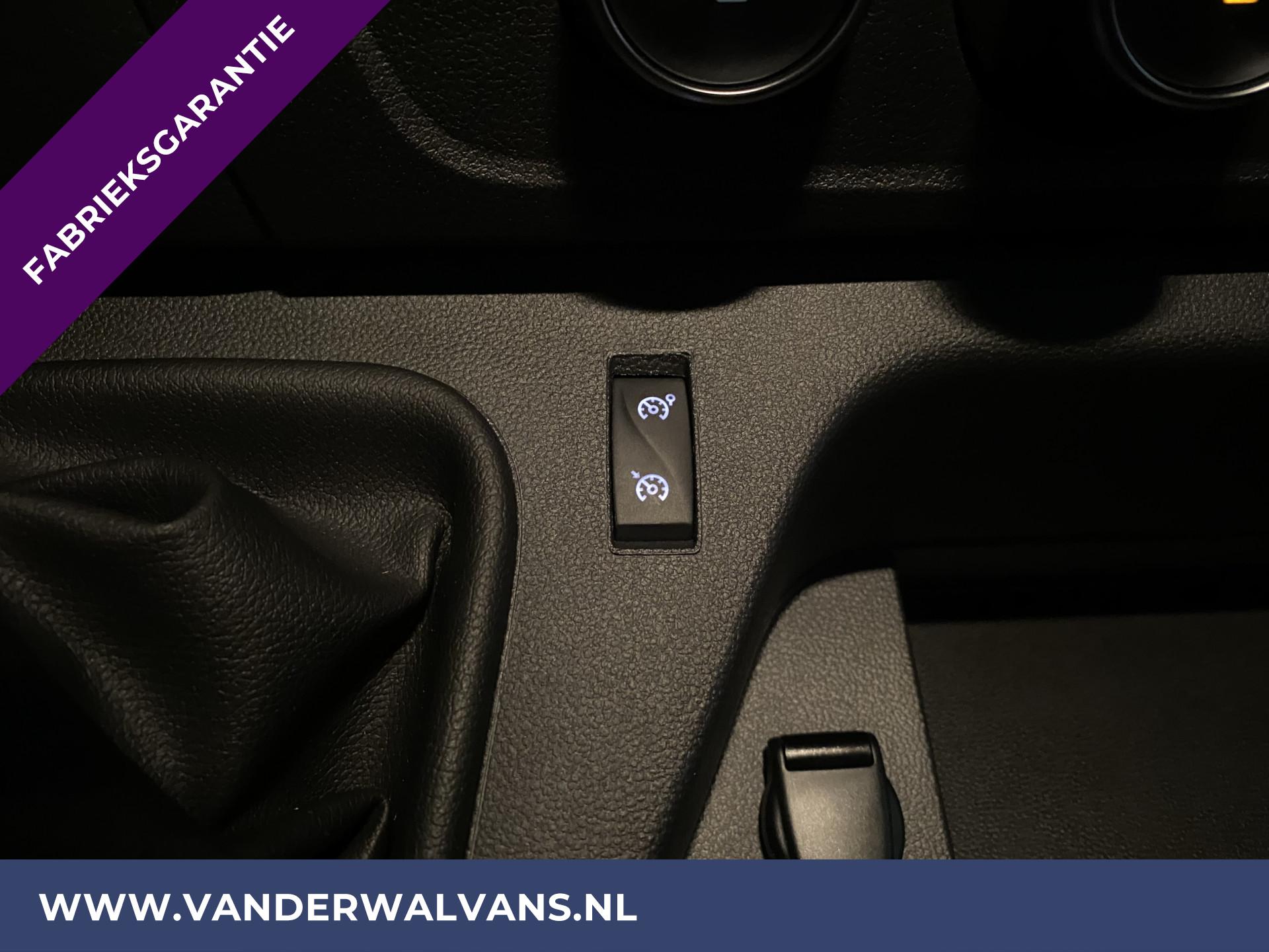 Foto 18 van Renault Master 2.3dCi 146pk Bakwagen + Laadklep 230cm hoog Euro6 Airco | Cruise