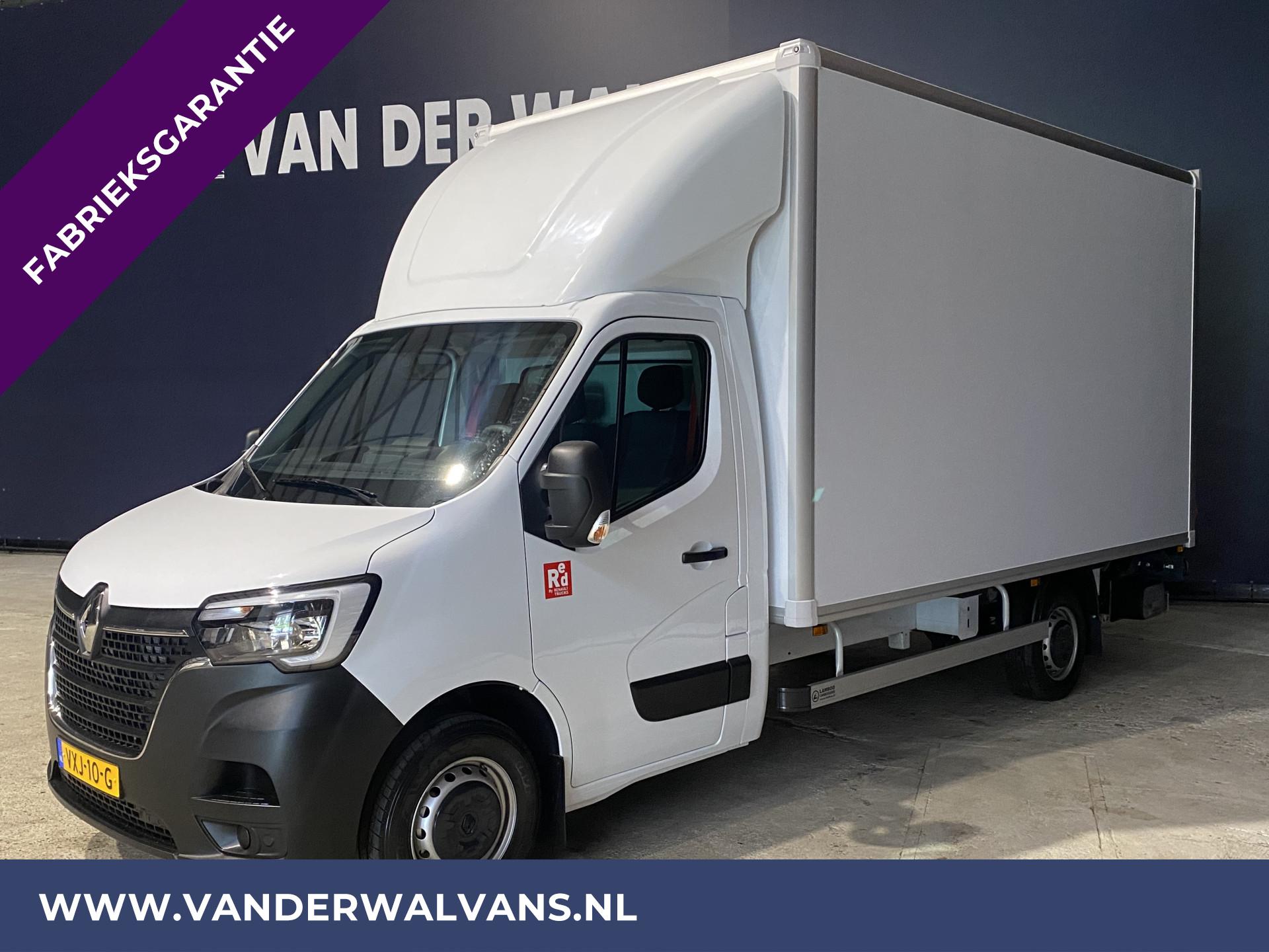 Foto 2 van Renault Master 2.3dCi 146pk Bakwagen + Laadklep 230cm hoog Euro6 Airco | Cruise