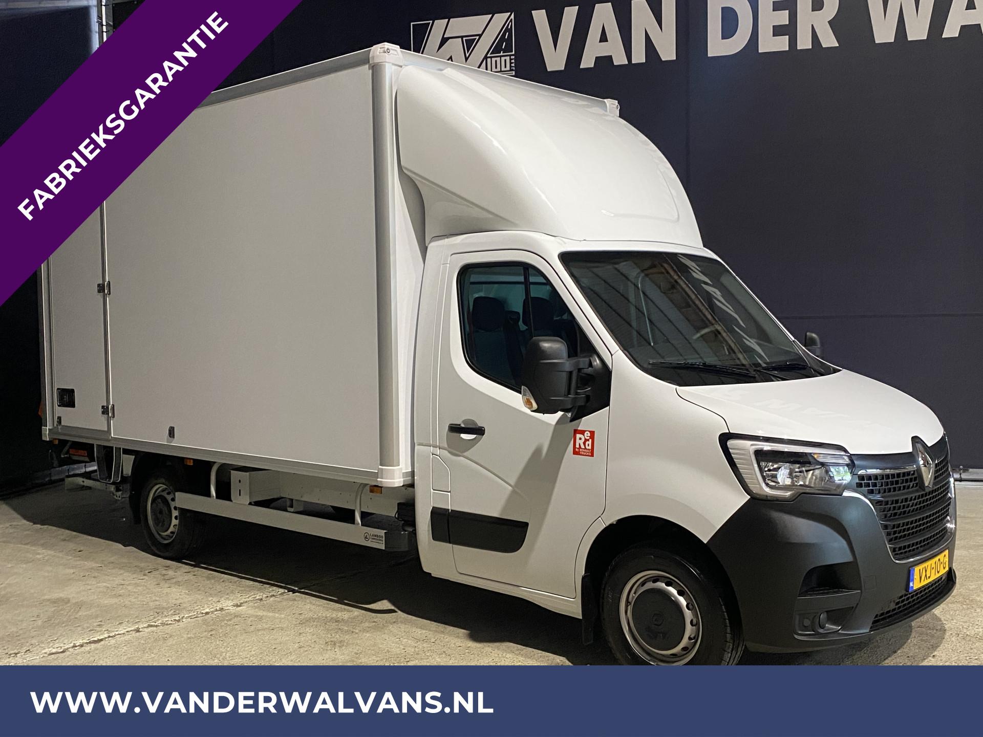 Foto 3 van Renault Master 2.3dCi 146pk Bakwagen + Laadklep 230cm hoog Euro6 Airco | Cruise