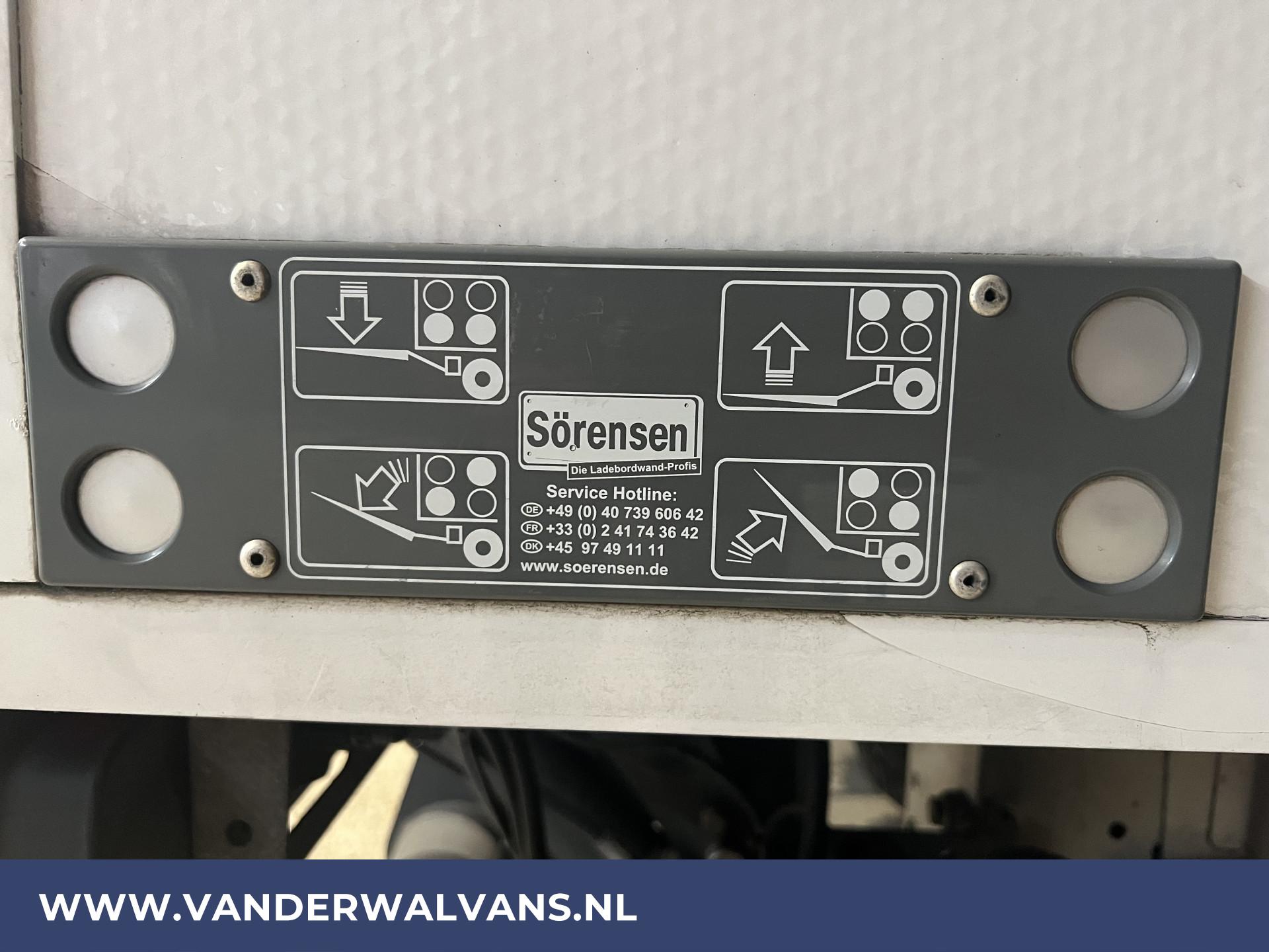 Foto 12 van Peugeot Boxer 2.2 BlueHDi 131pk Bakwagen + Laadklep Euro6 Airco | 1050kg laadvermogen | Camera | Bijrijdersbank