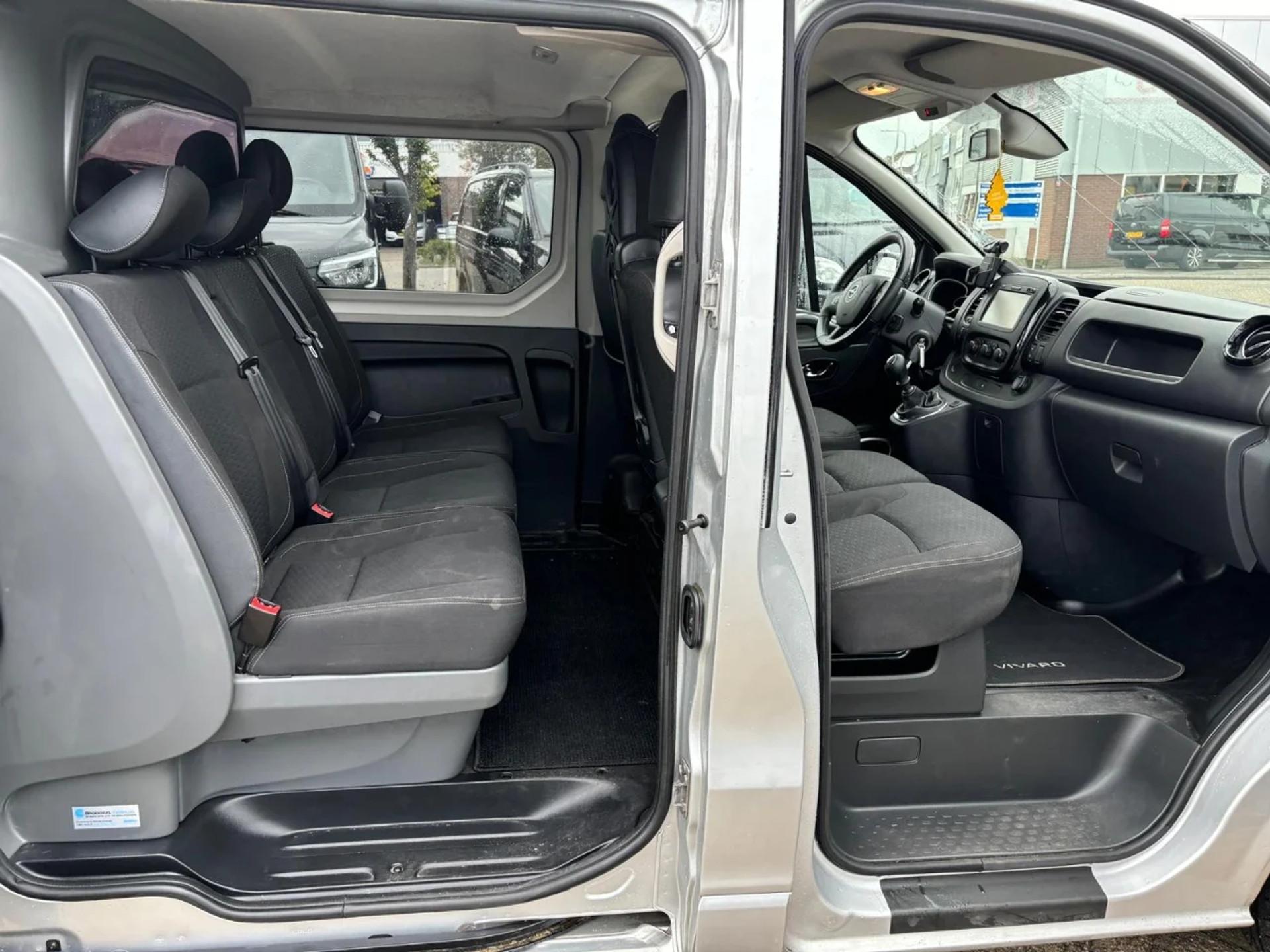 Foto 7 van Opel L2 dubcab airco navi trekhaak
