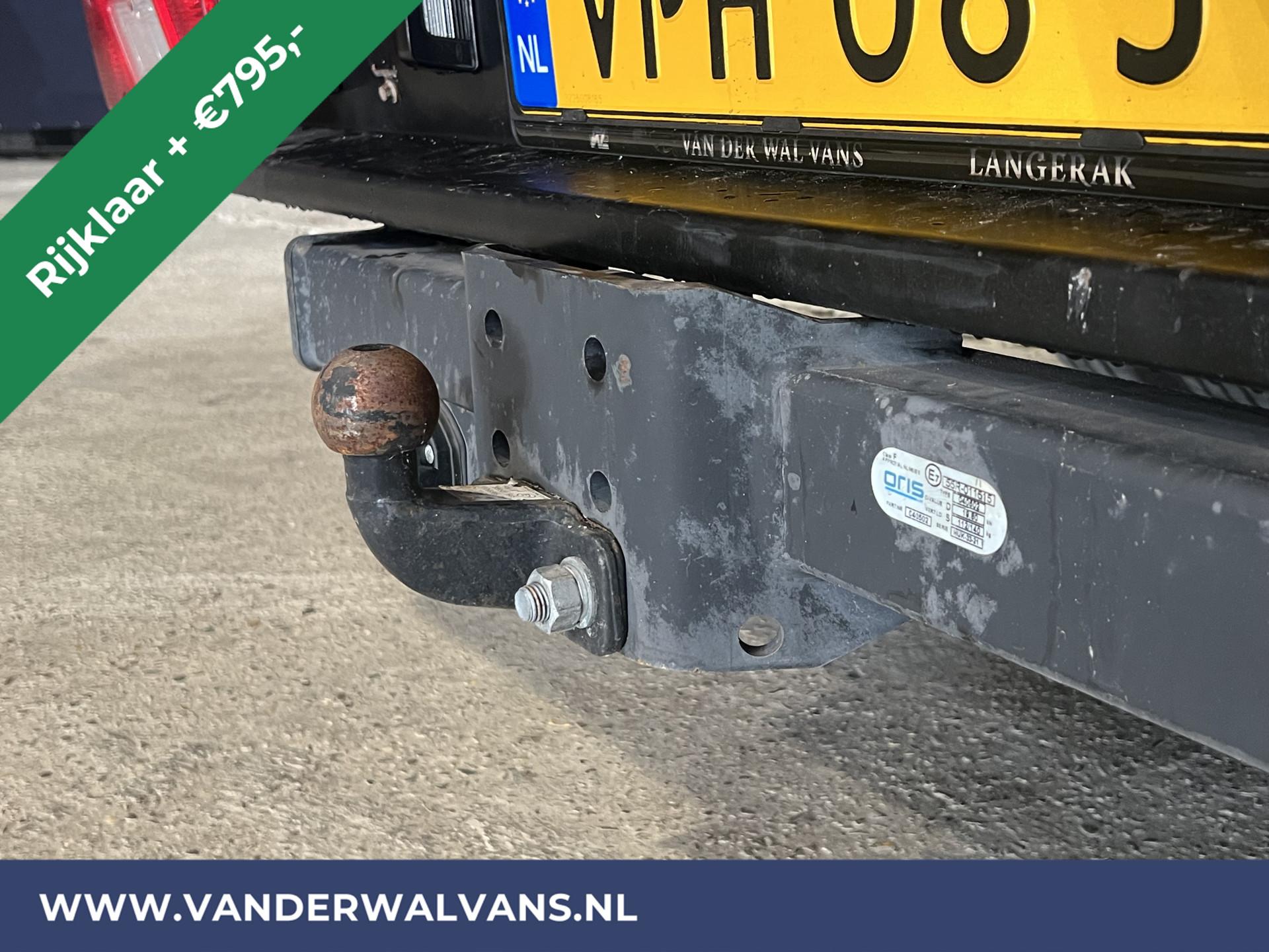 Foto 5 van Ford Transit 2.0 TDCI 130pk Bakwagen Deuren Trekhaak 2800kg *RIJKLAAR* | Airco |