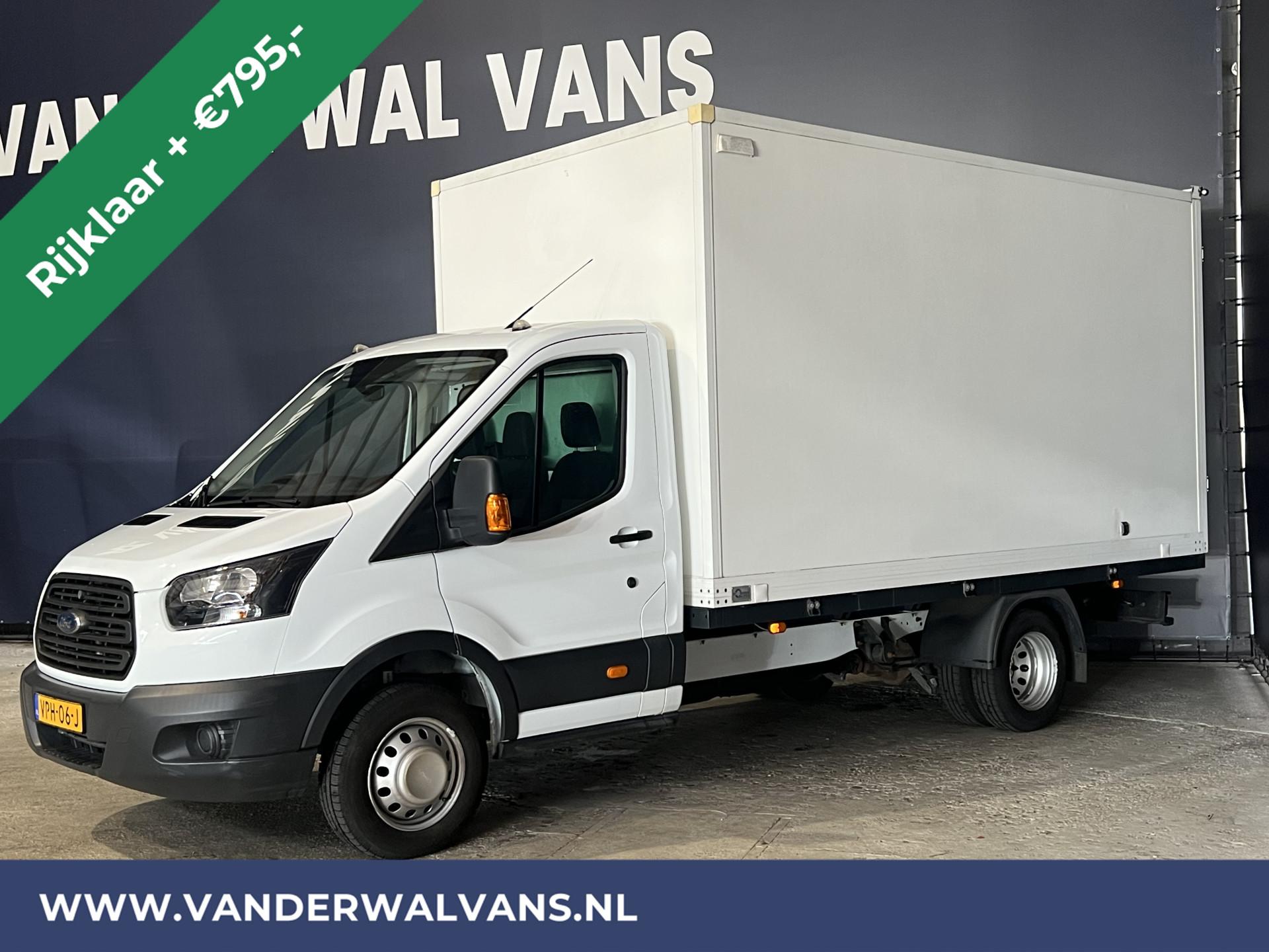 Foto 9 van Ford Transit 2.0 TDCI 130pk Bakwagen + achterdeuren; Trekhaak 2800kg *RIJKLAAR* | Airco |