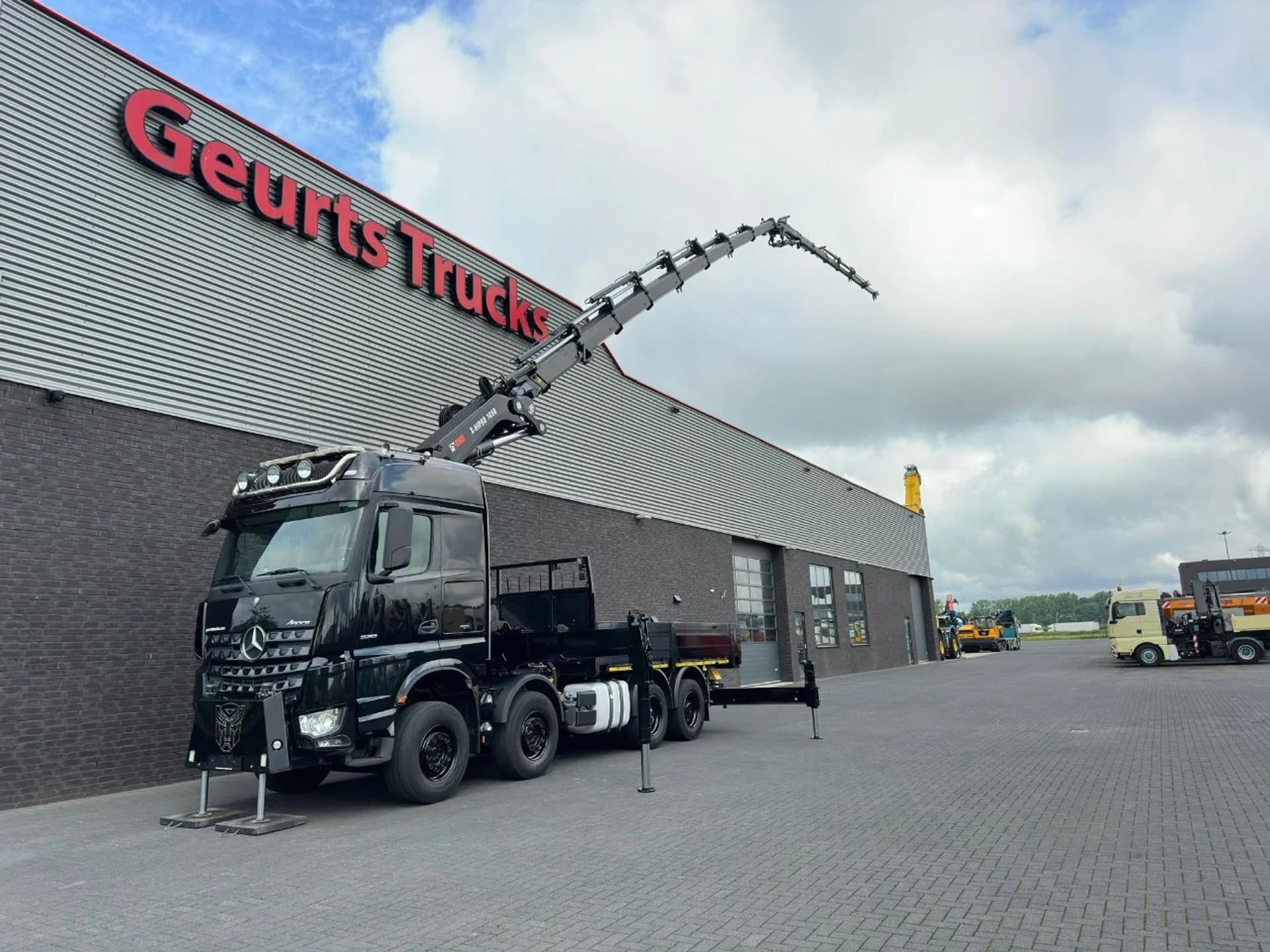 Foto 10 van Mercedes-Benz Arocs 3251 8X4 + HIAB 1058 E-8 + JIB 150X-6 JDC KRAAN/KRAN/CRANE/GRUA