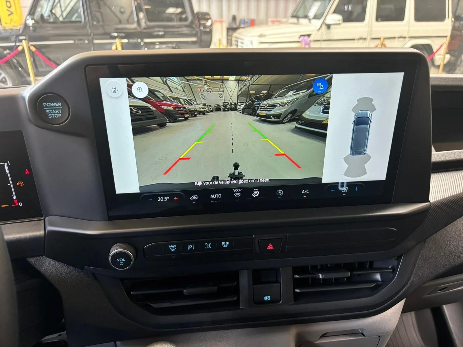 Foto 8 van Ford Transit Custom 300 2.0 TDCI L2H1 airco cruisecontrol trekhaak Apple Carplay nieuw 6x op voorraad